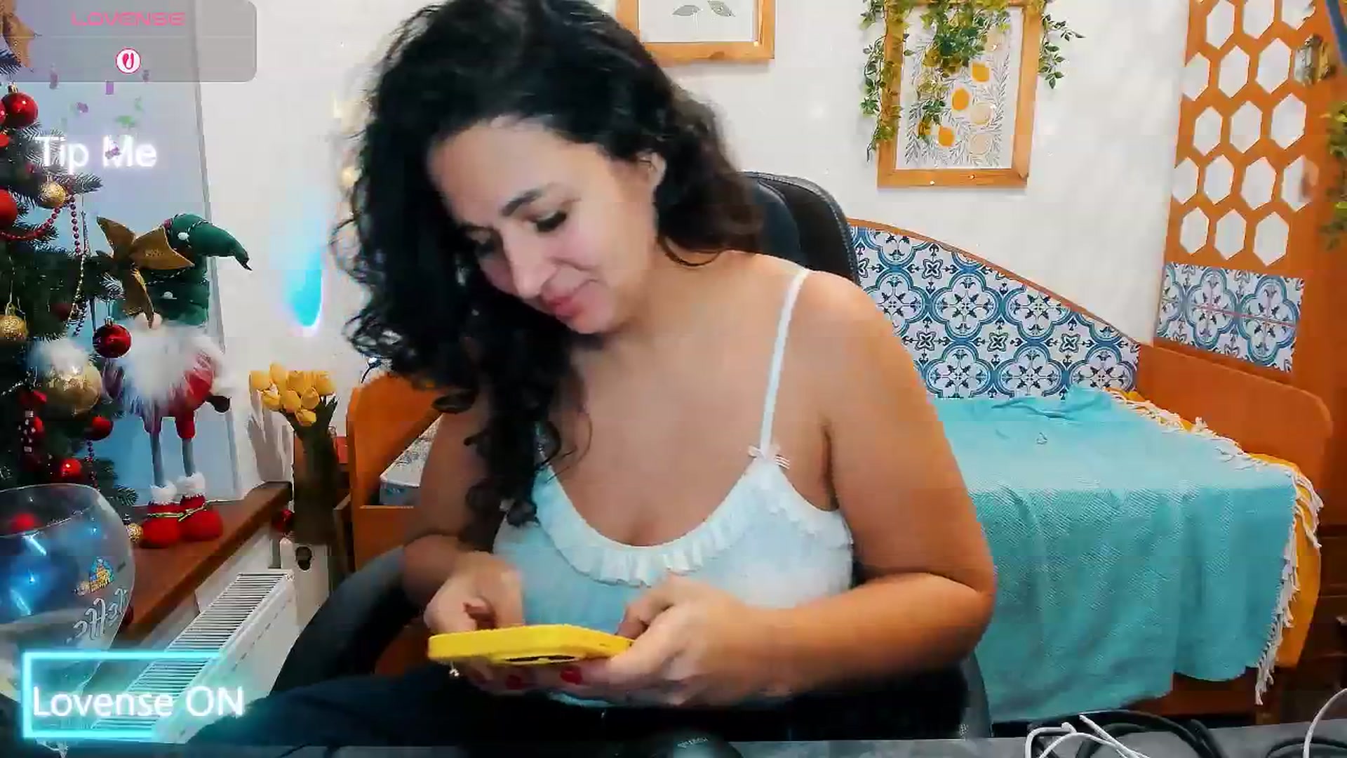 Gallery image thumbnail from LimonadV's myfreecams stream on, 01/01/2026, 12:54 image 14 of 20