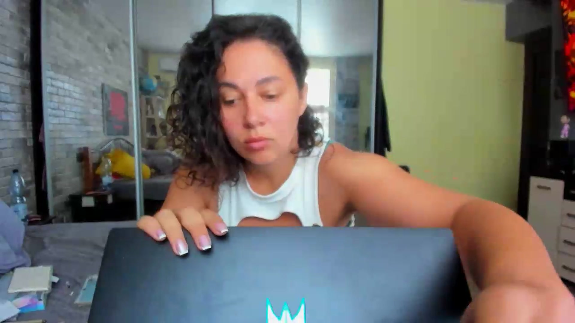 Gallery image thumbnail from LimonadV's myfreecams stream on, 06/29/2026, 07:00 image 7 of 20