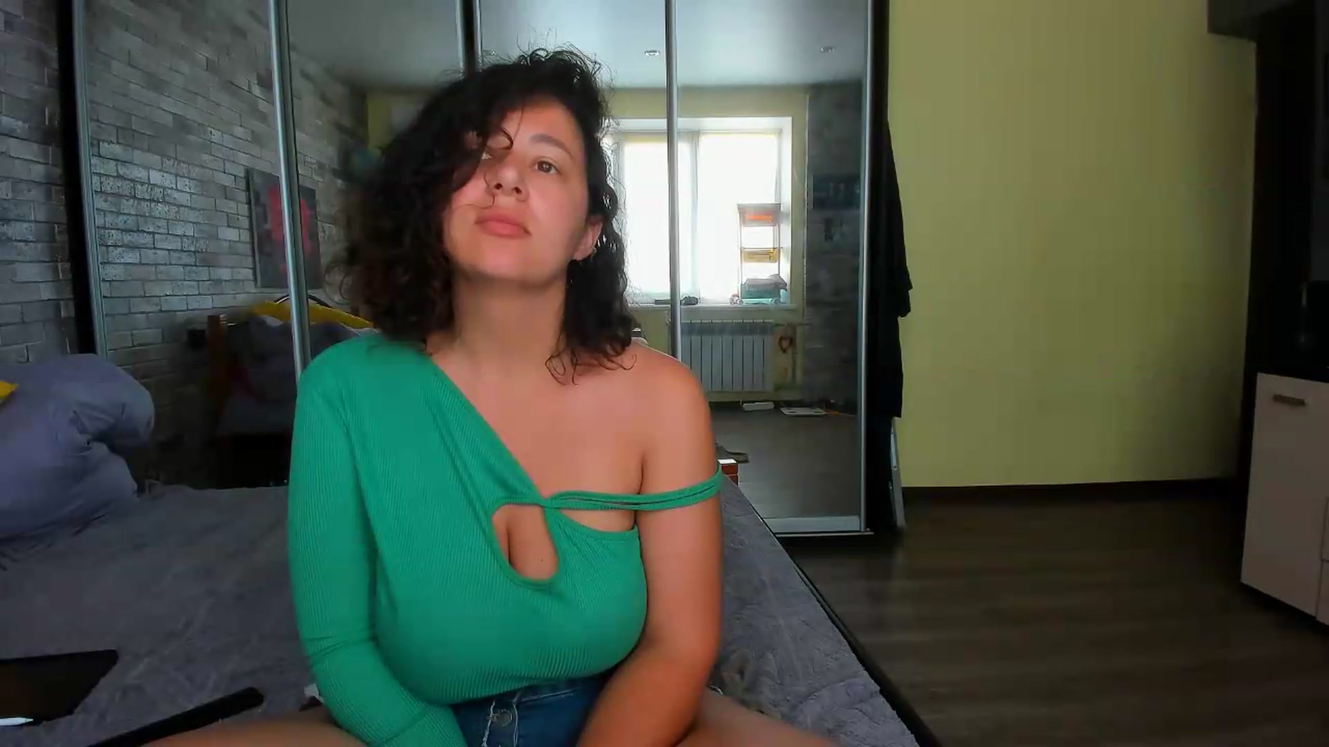 Gallery image thumbnail from LimonadV's myfreecams stream on, 07/05/2026, 06:45 image 4 of 20