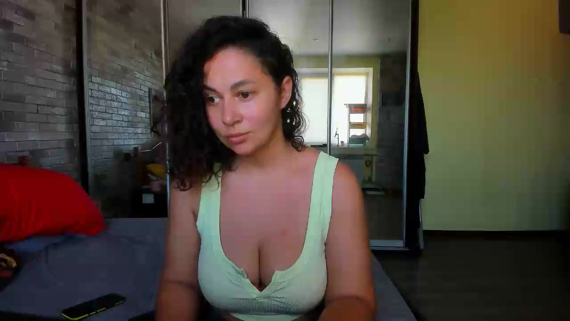 Gallery image thumbnail from LimonadV's myfreecams stream on, 07/06/2026, 08:11 image 1 of 20
