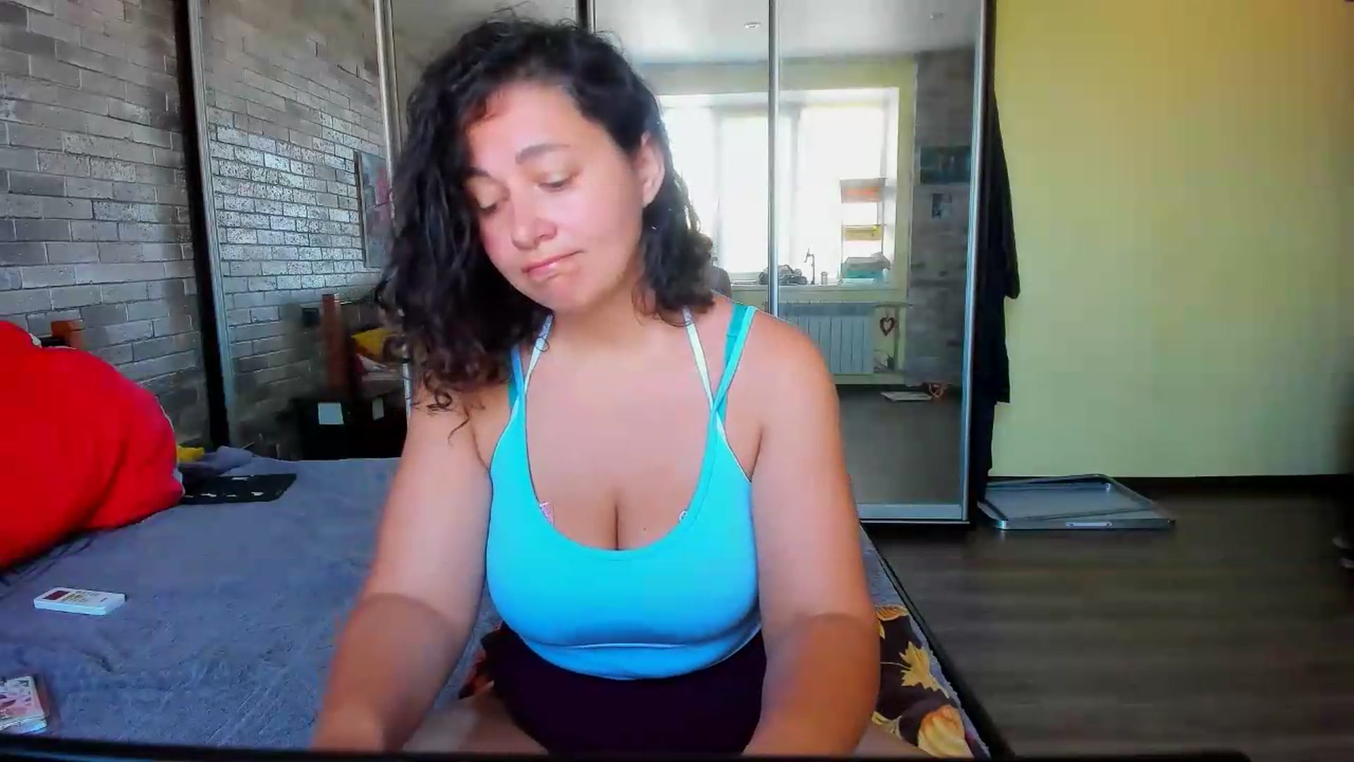 Gallery image thumbnail from LimonadV's myfreecams stream on, 07/07/2026, 06:05 image 2 of 20