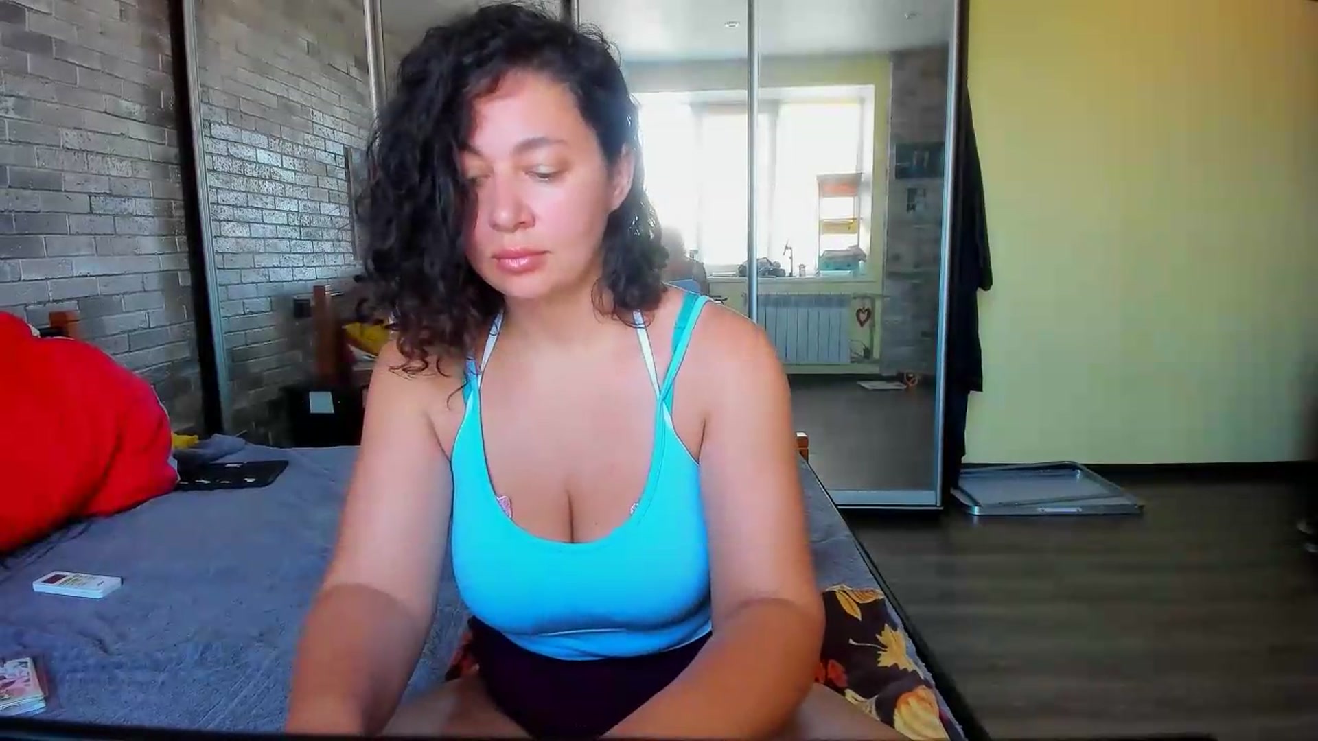 Gallery image thumbnail from LimonadV's myfreecams stream on, 07/07/2026, 06:05 image 4 of 20
