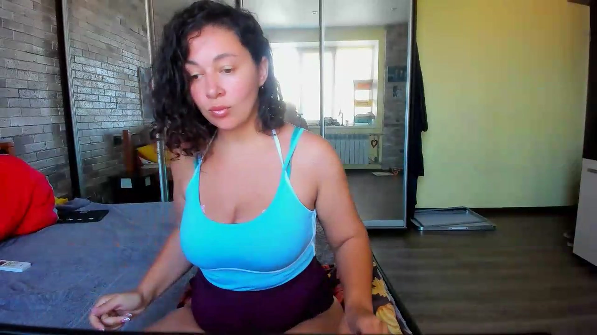 Gallery image thumbnail from LimonadV's myfreecams stream on, 07/07/2026, 06:05 image 18 of 20