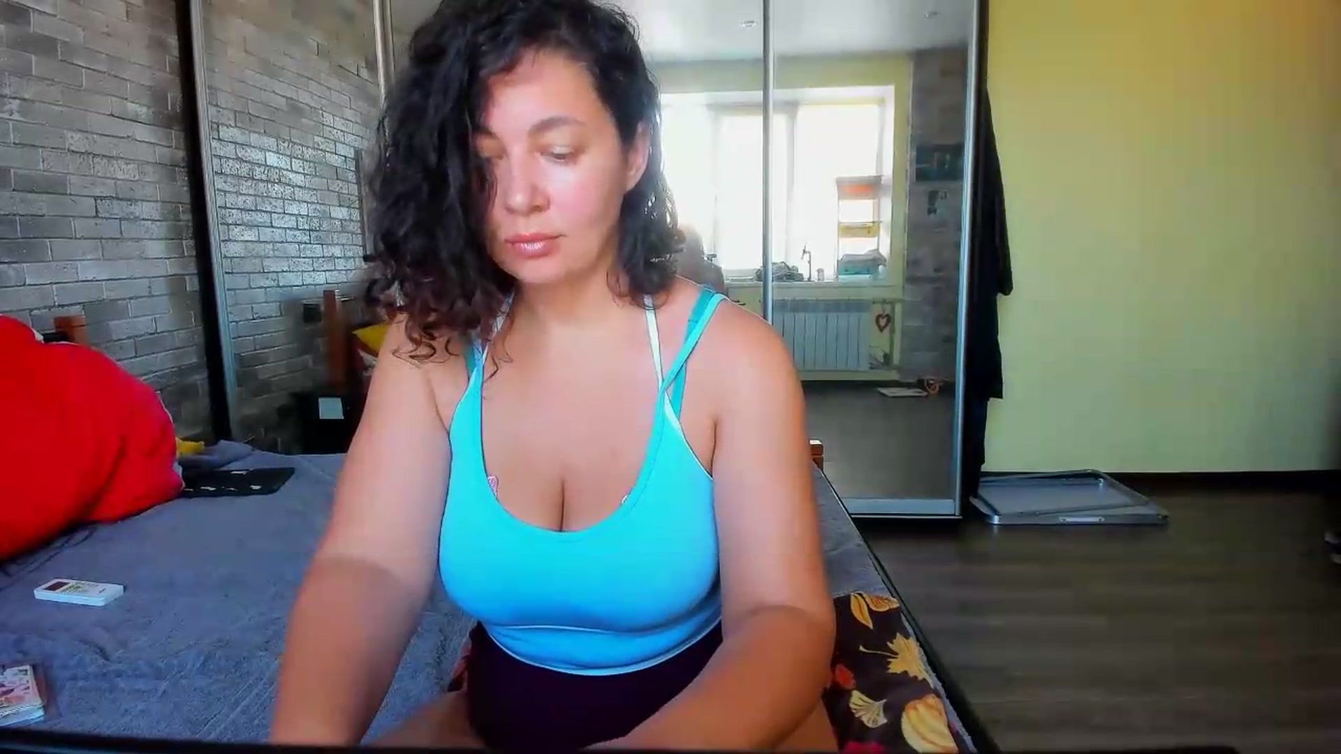 Gallery image thumbnail from LimonadV's myfreecams stream on, 07/07/2026, 06:05 image 9 of 20