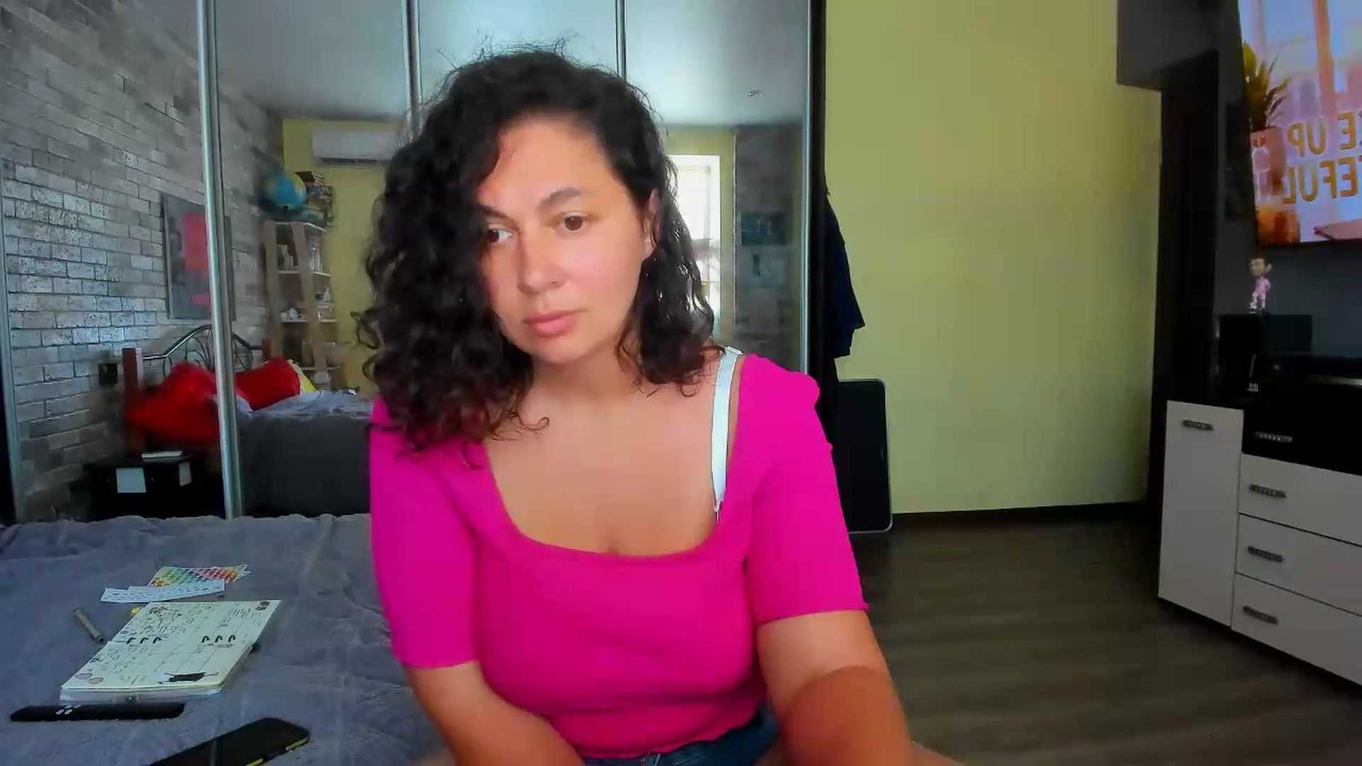 Gallery image thumbnail from LimonadV's myfreecams stream on, 07/16/2026, 07:01 image 18 of 20