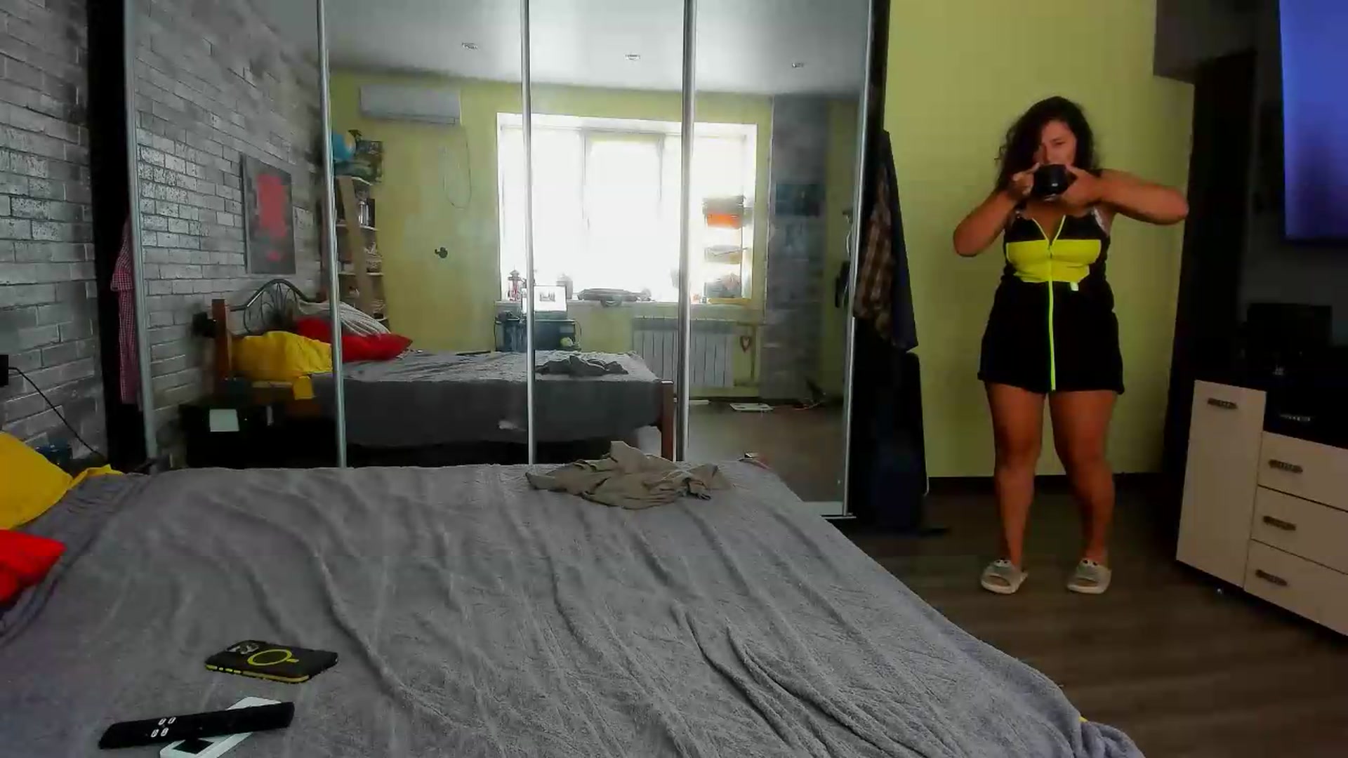Gallery image thumbnail from LimonadV's myfreecams stream on, 07/28/2026, 05:46 image 11 of 20