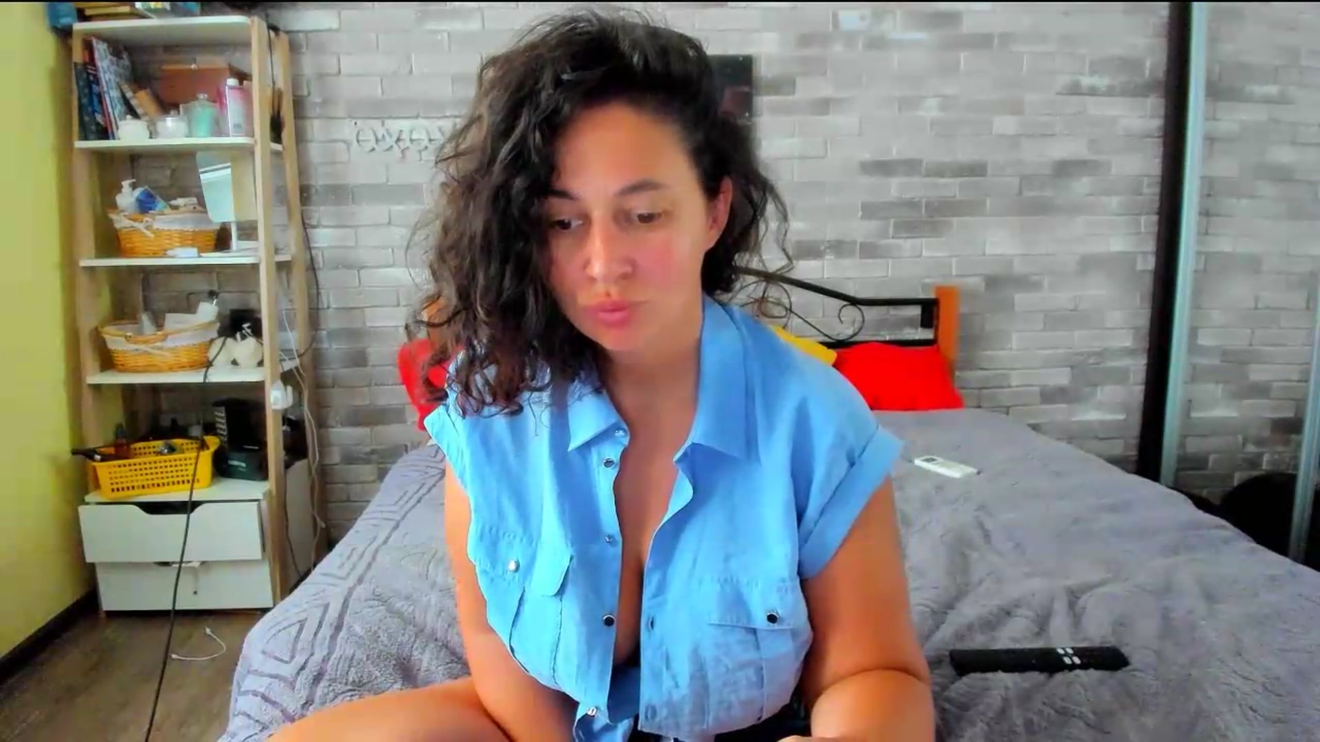 Gallery image thumbnail from LimonadV's myfreecams stream on, 08/06/2026, 08:34 image 4 of 20