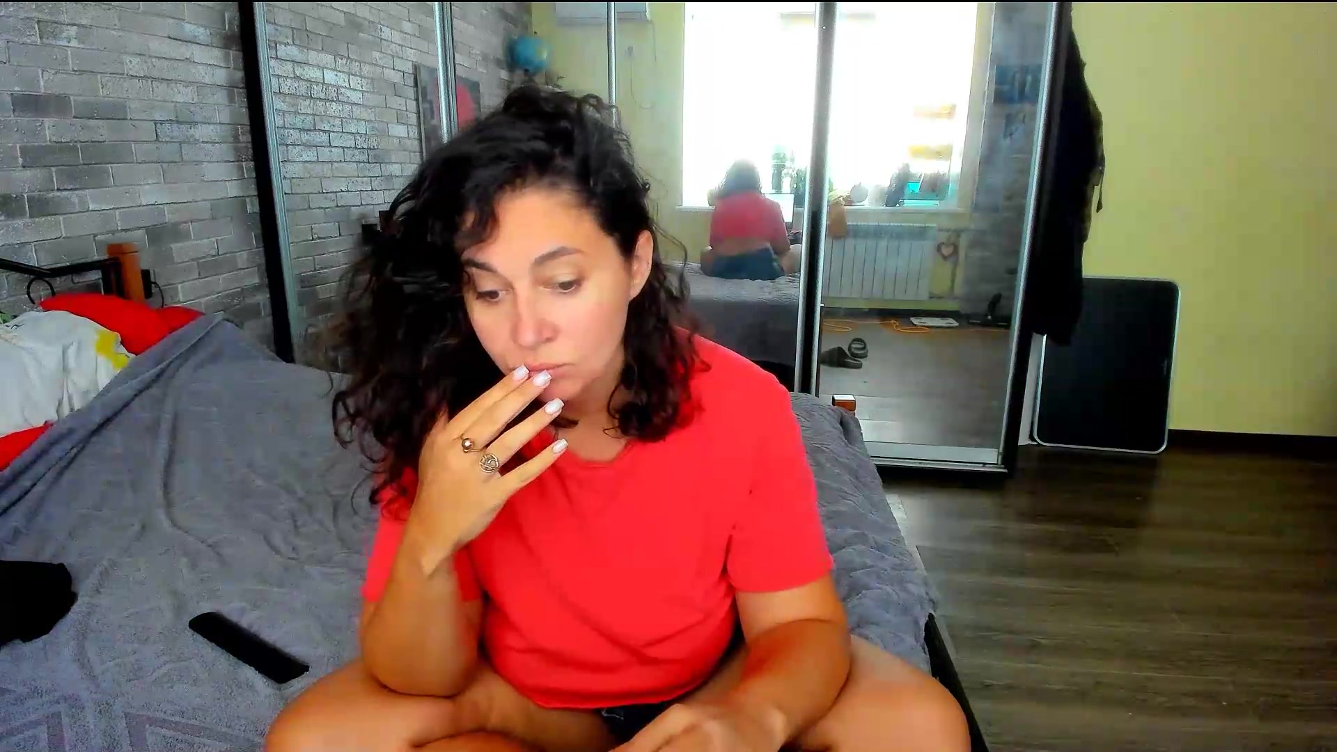 Gallery image thumbnail from LimonadV's myfreecams stream on, 09/08/2026, 07:20 image 15 of 20