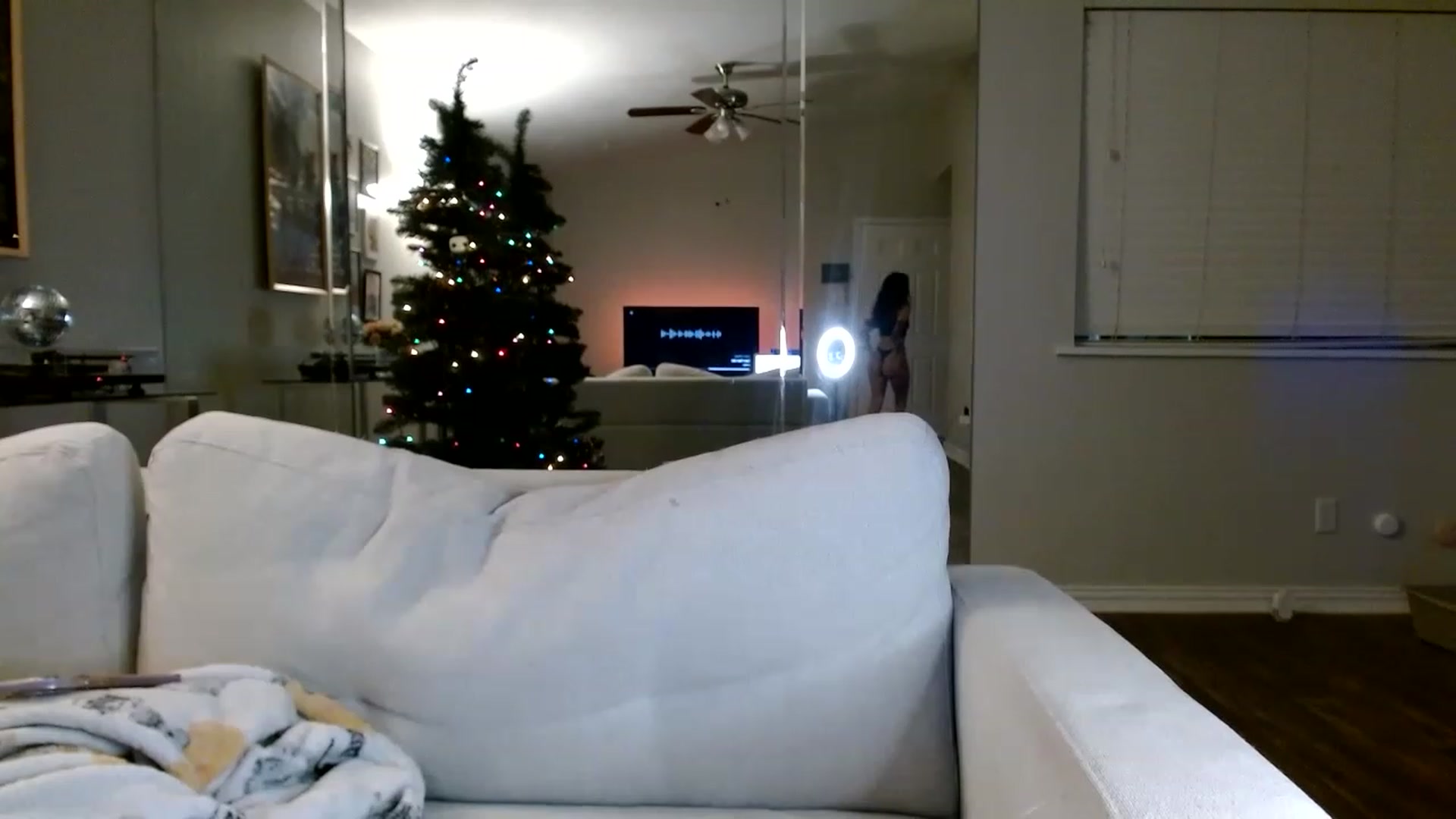 Gallery image thumbnail from Lina6666's myfreecams stream on, 11/23/2022, 09:58 image 9 of 20