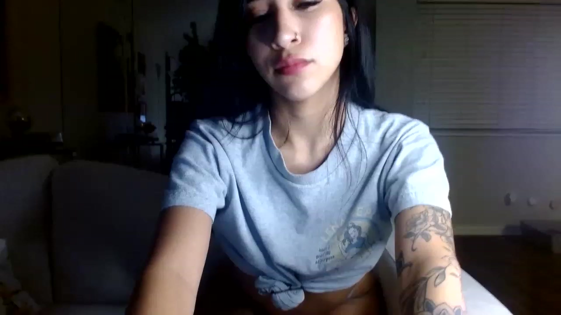 Gallery image thumbnail from Lina6666's myfreecams stream on, 12/05/2022, 10:11 image 1 of 20
