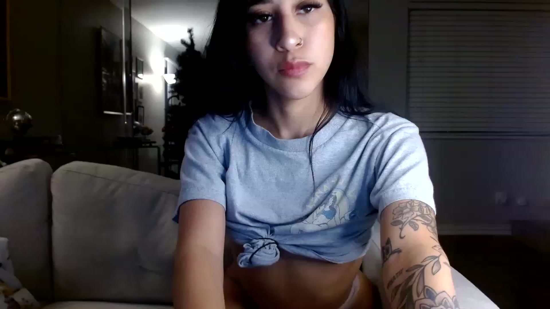 Gallery image thumbnail from Lina6666's myfreecams stream on, 12/05/2022, 10:11 image 16 of 20