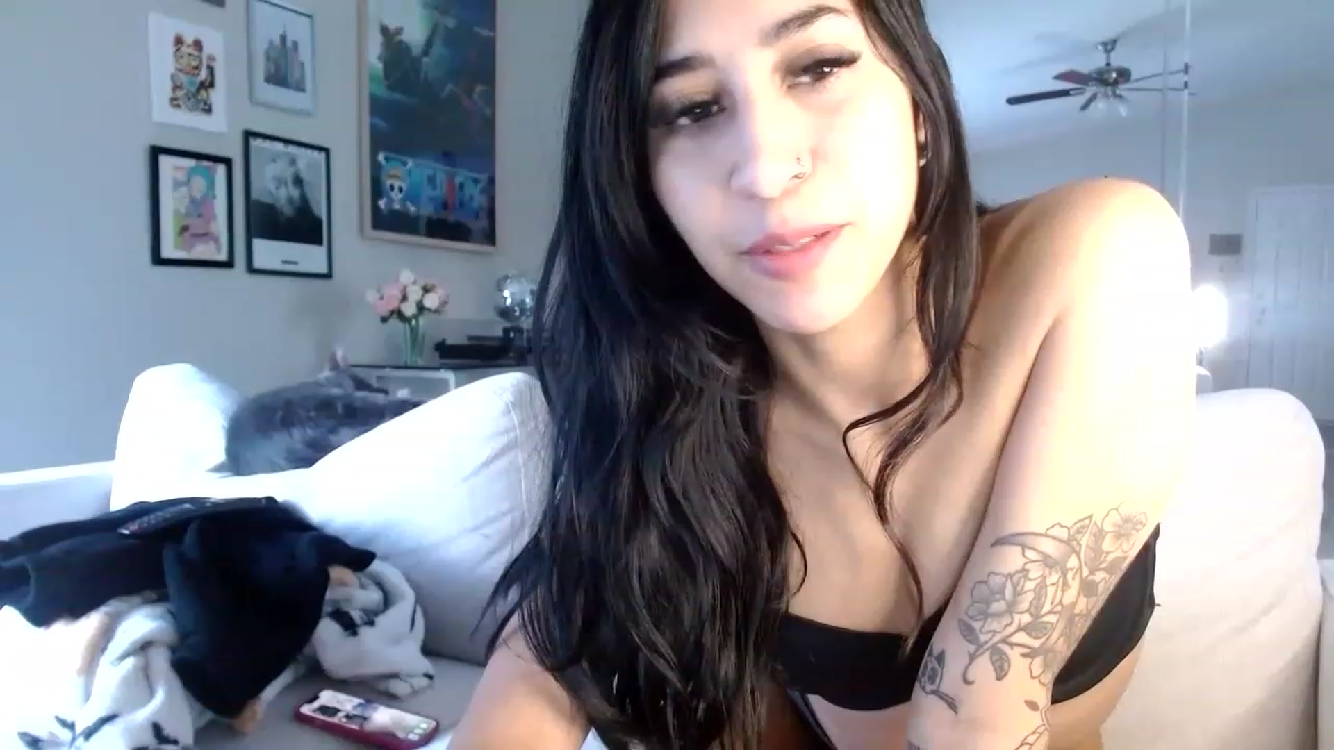 Gallery image thumbnail from Lina6666's myfreecams stream on, 12/06/2022, 14:13 image 5 of 20
