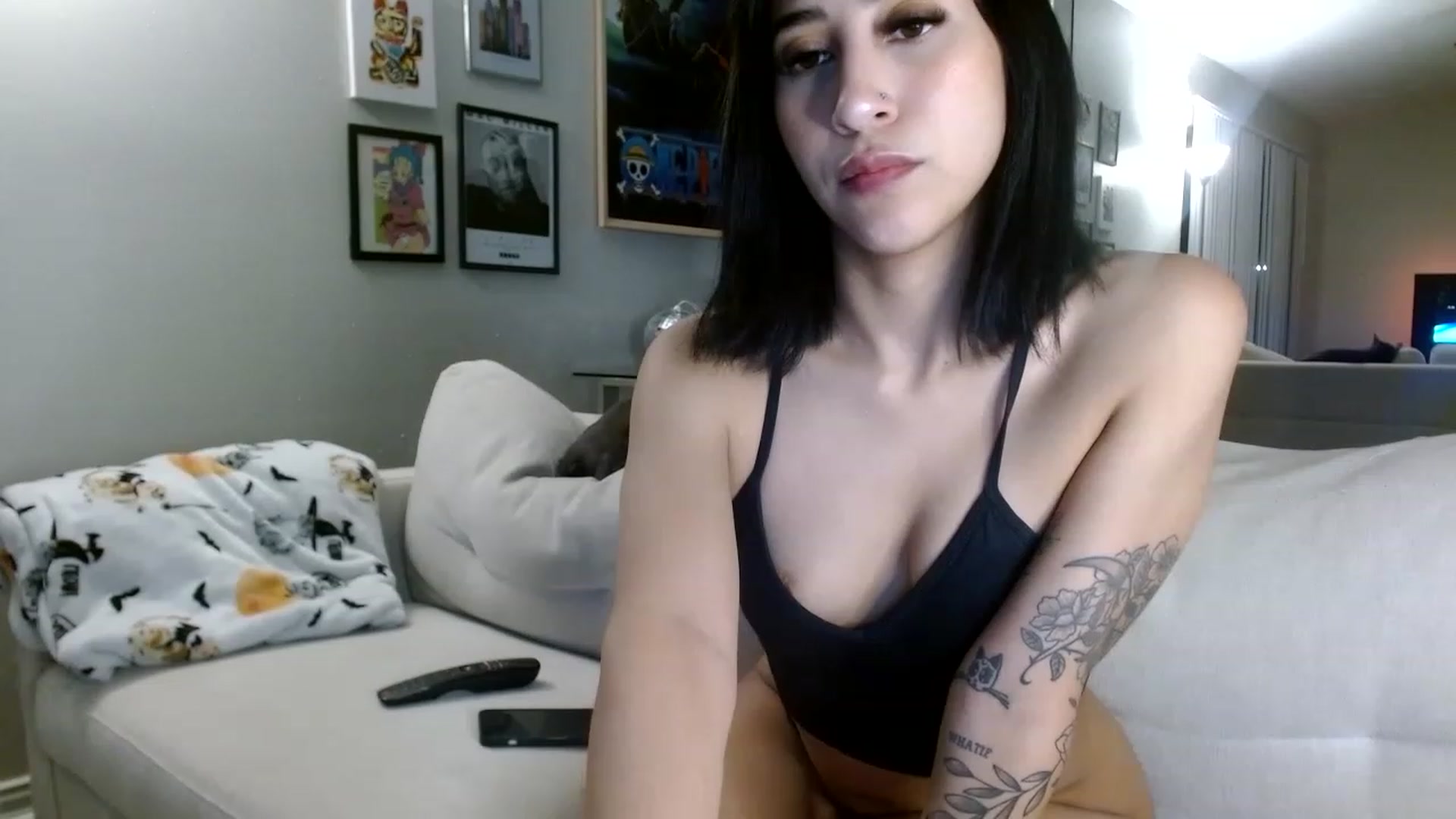 Gallery image thumbnail from Lina6666's myfreecams stream on, 03/16/2023, 11:52 image 16 of 20