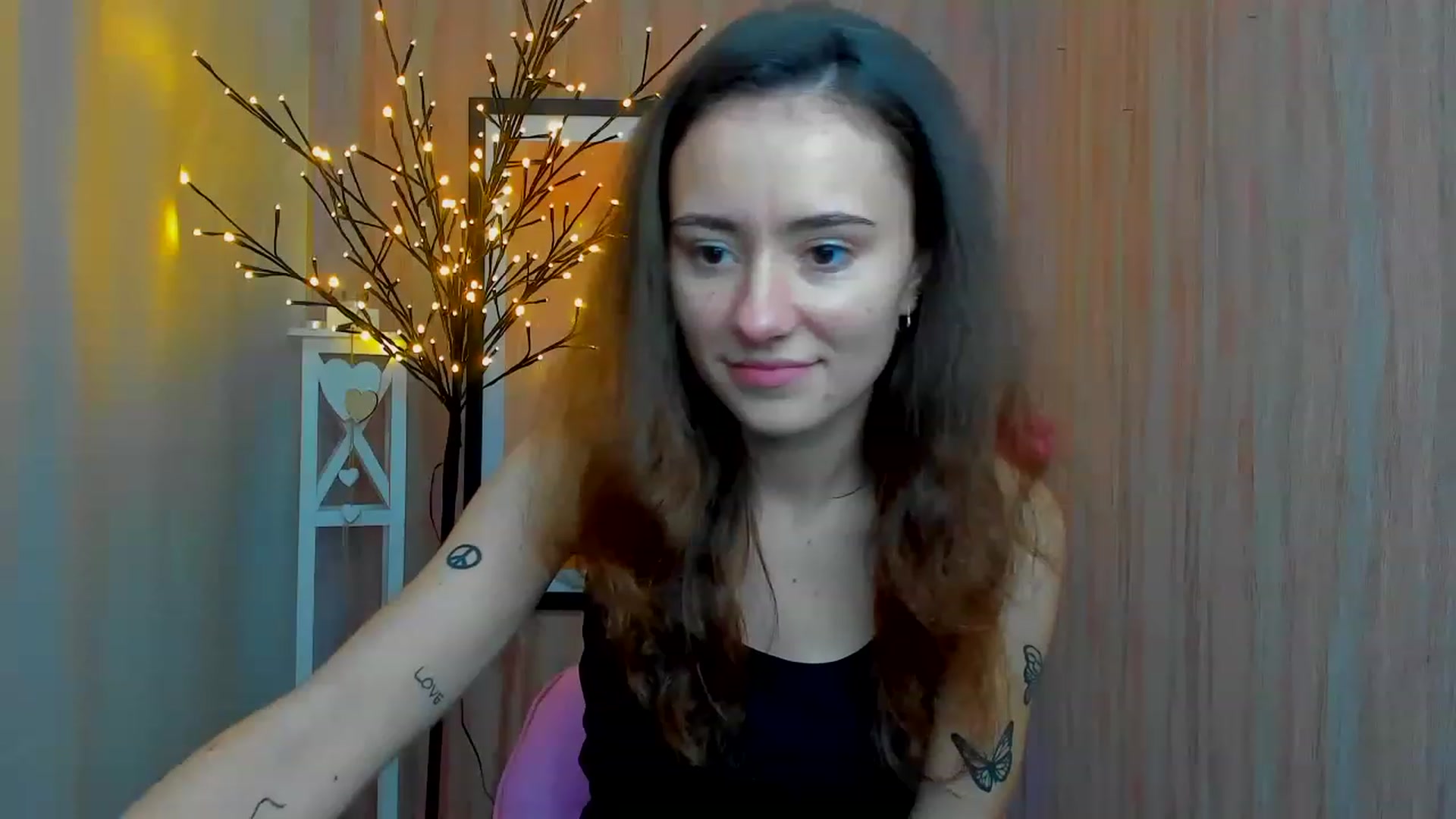 Gallery image thumbnail from LinaBill's myfreecams stream on, 12/23/2022, 17:49 image 18 of 20