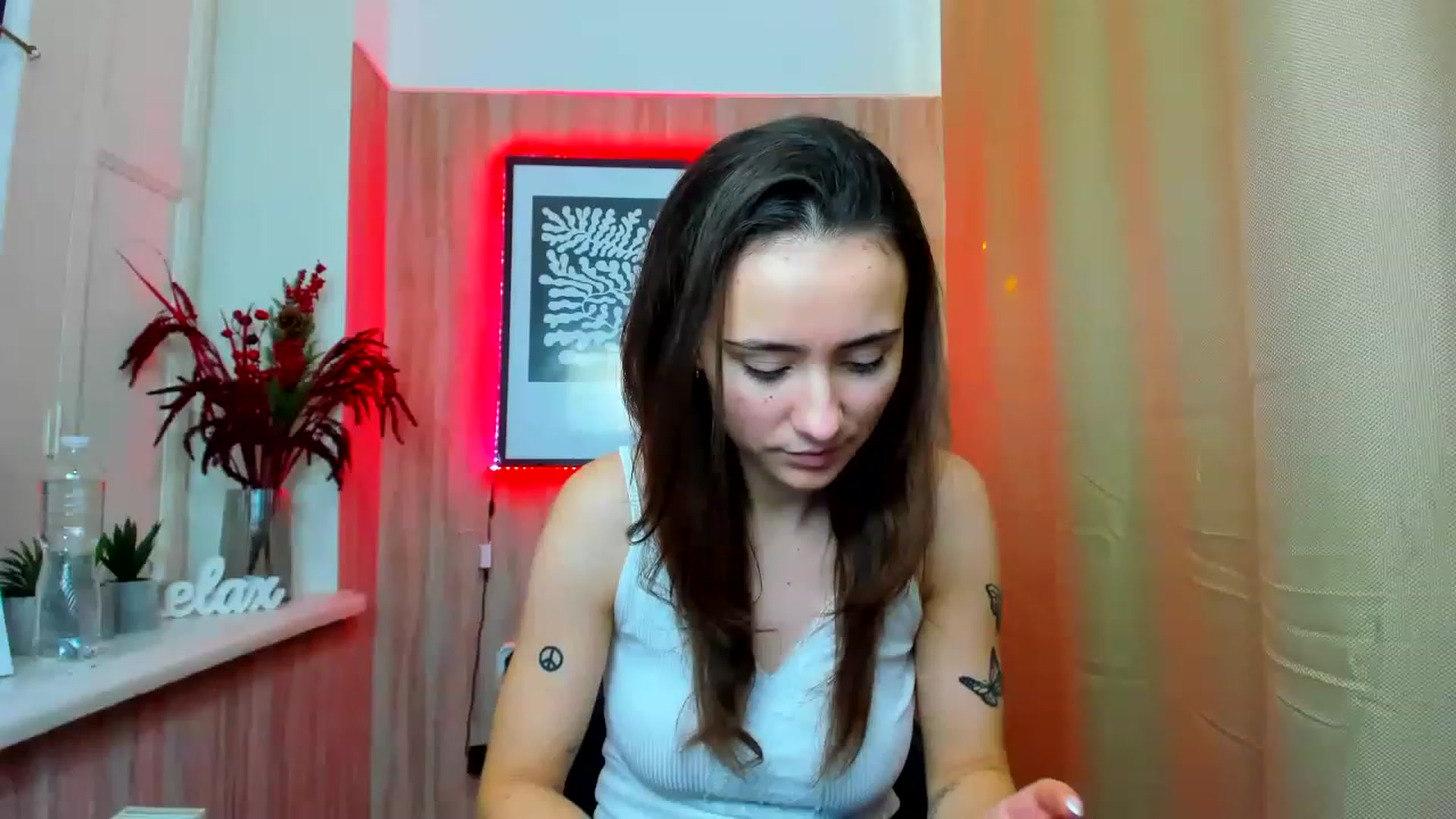Gallery image thumbnail from LinaBill's myfreecams stream on, 12/25/2022, 15:05 image 10 of 20