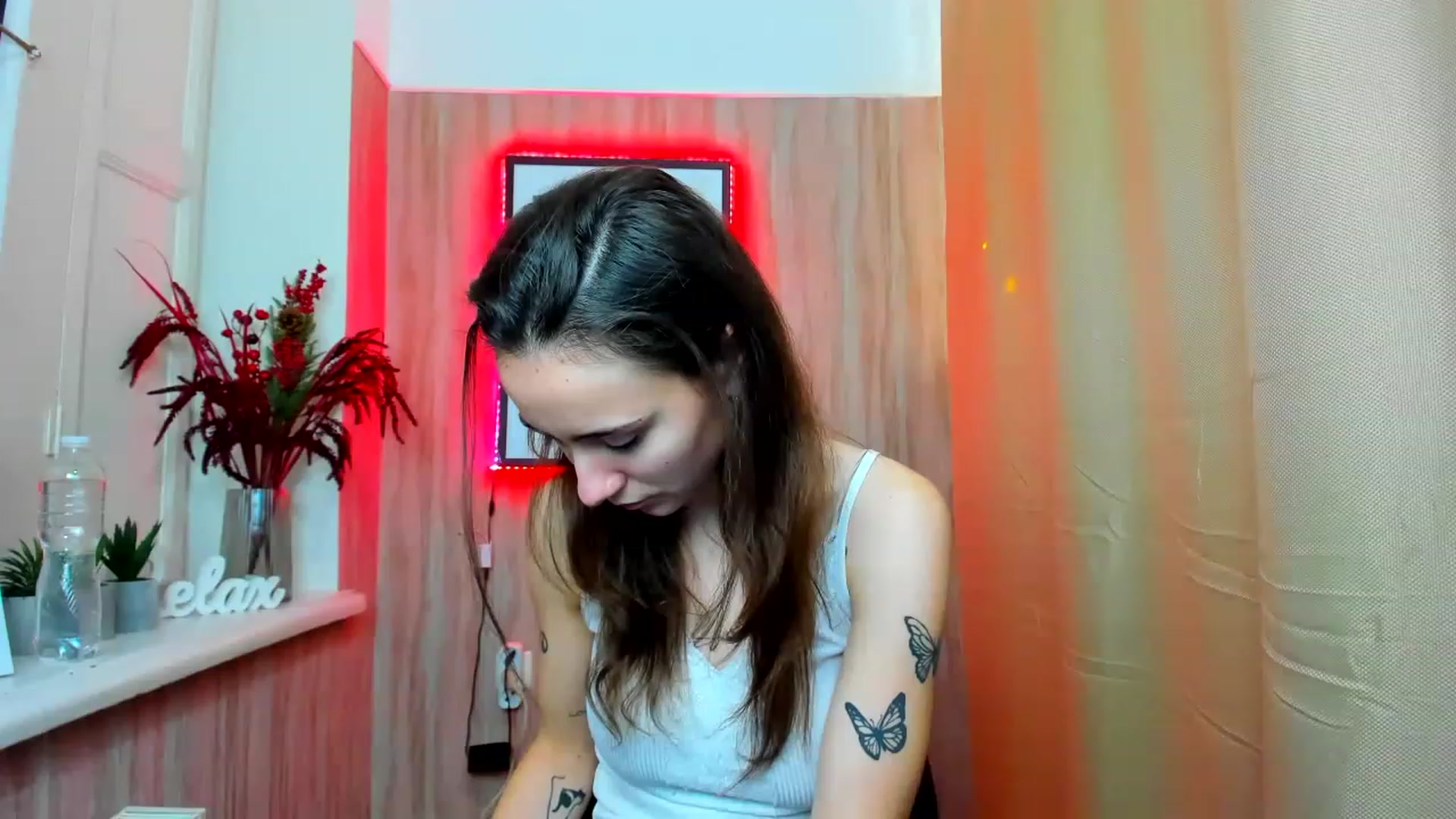 Gallery image thumbnail from LinaBill's myfreecams stream on, 12/25/2022, 15:05 image 8 of 20