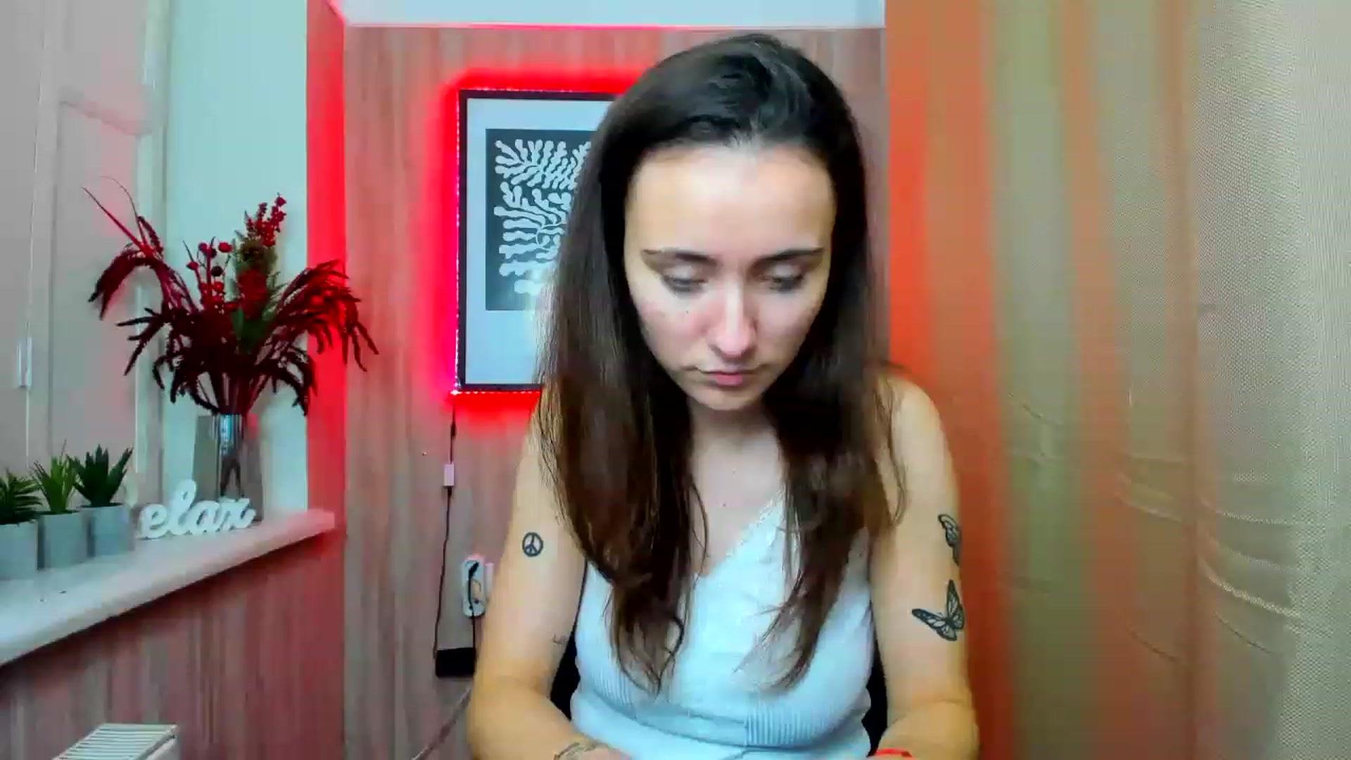 Gallery image thumbnail from LinaBill's myfreecams stream on, 12/25/2022, 17:59 image 6 of 20