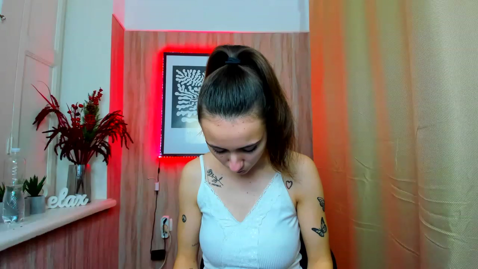 Gallery image thumbnail from LinaBill's myfreecams stream on, 12/25/2022, 17:59 image 18 of 20