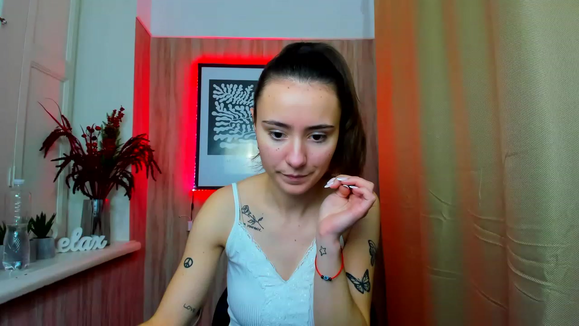 Gallery image thumbnail from LinaBill's myfreecams stream on, 12/25/2022, 17:59 image 16 of 20