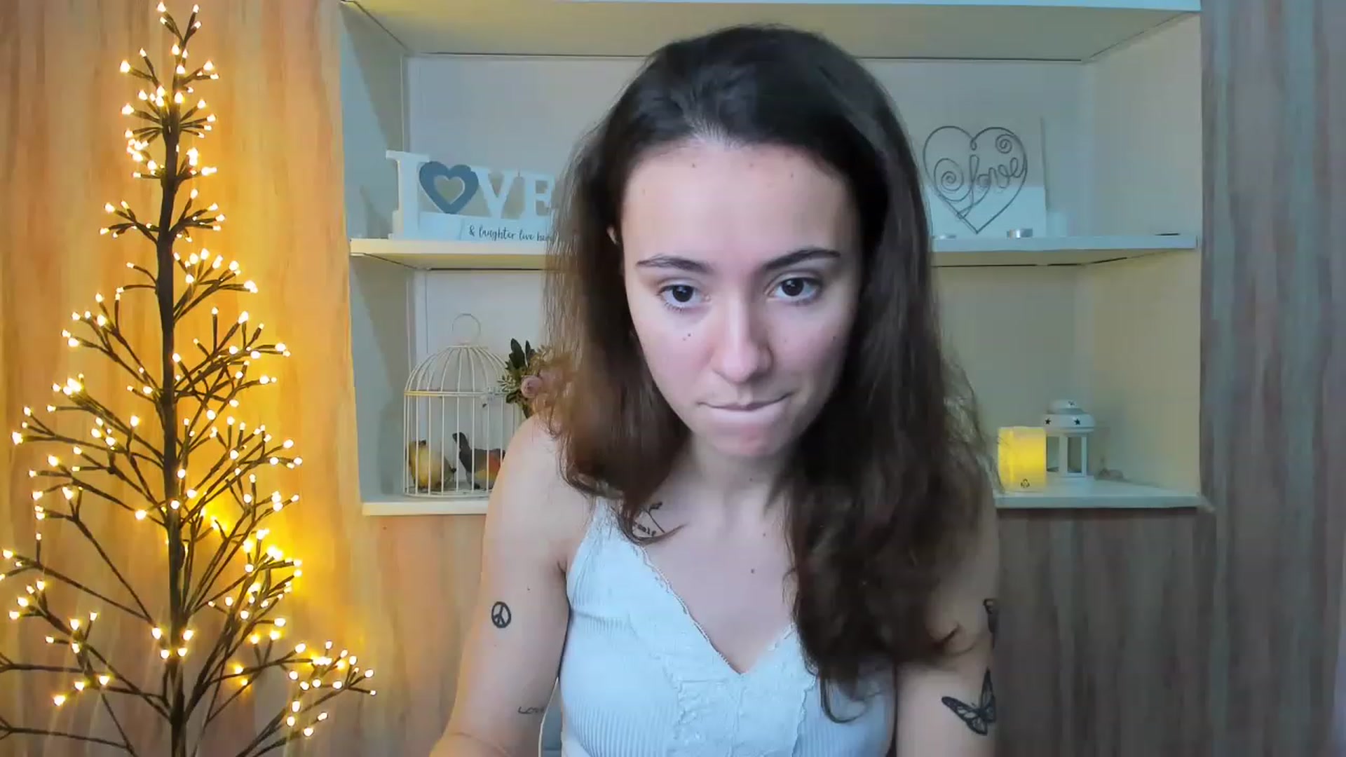 Gallery image thumbnail from LinaBill's myfreecams stream on, 12/26/2022, 15:20 image 10 of 20