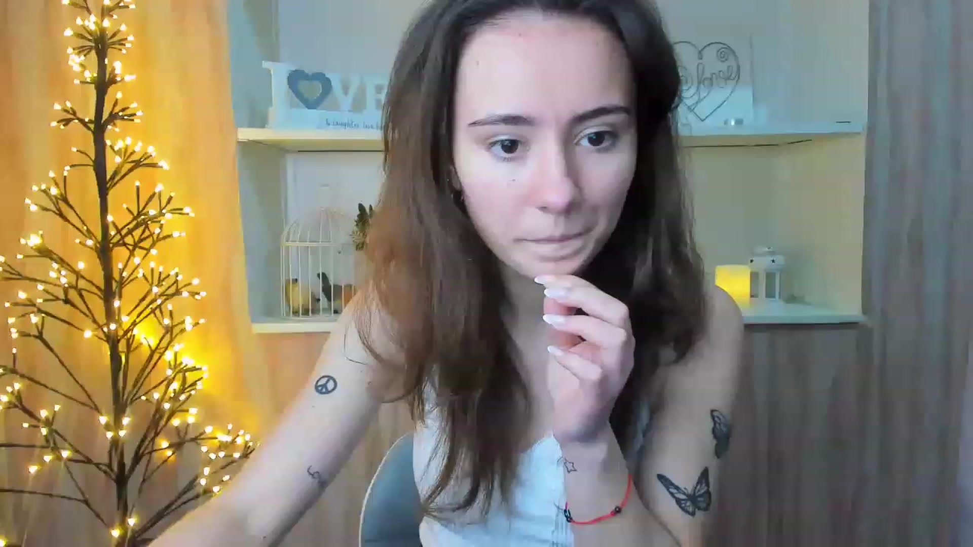 Gallery image thumbnail from LinaBill's myfreecams stream on, 12/26/2022, 17:17 image 6 of 20