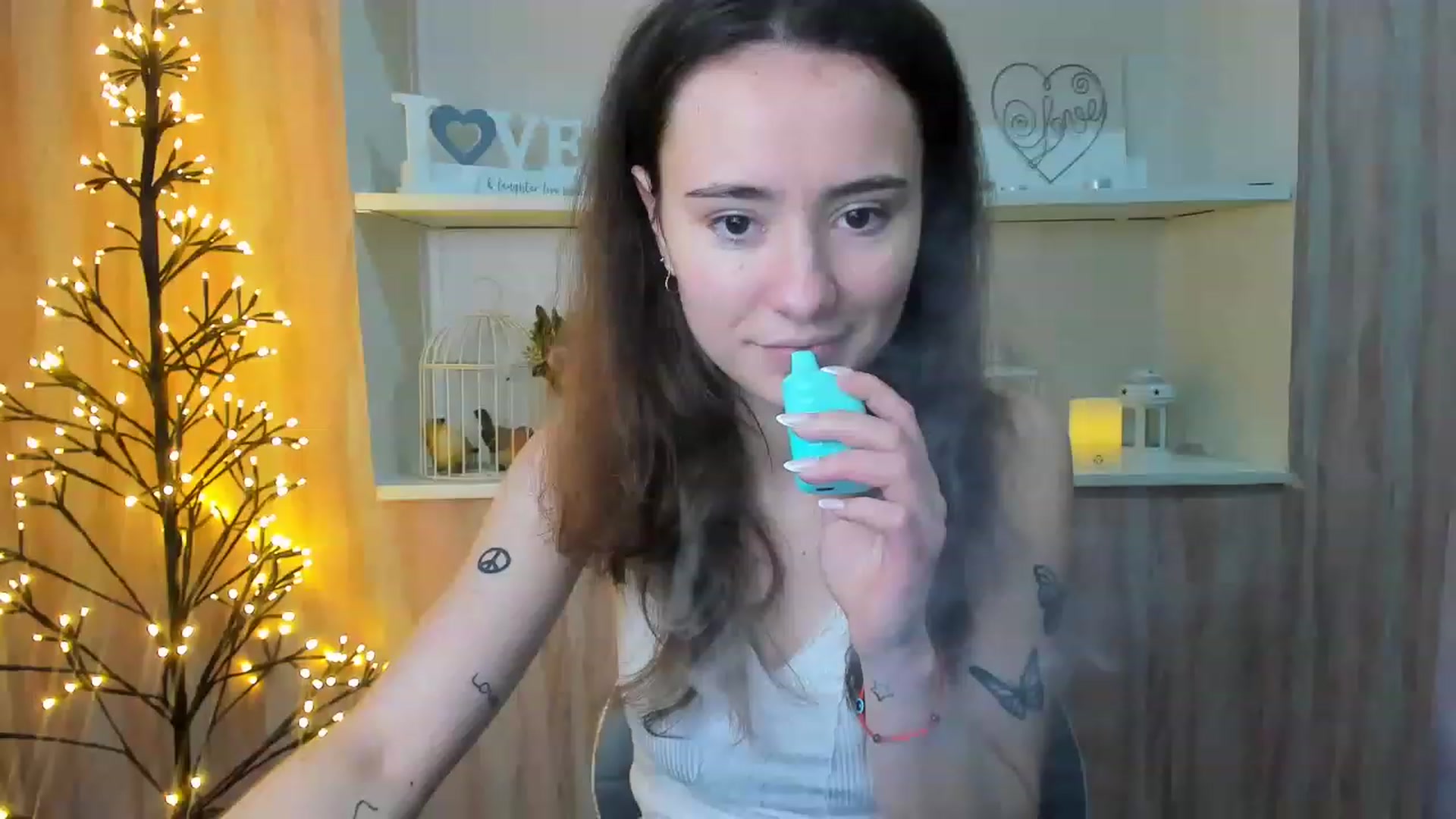 Gallery image thumbnail from LinaBill's myfreecams stream on, 12/26/2022, 17:57 image 1 of 20