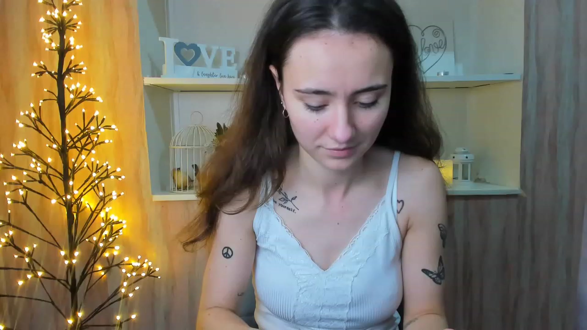 Gallery image thumbnail from LinaBill's myfreecams stream on, 12/26/2022, 17:57 image 3 of 20