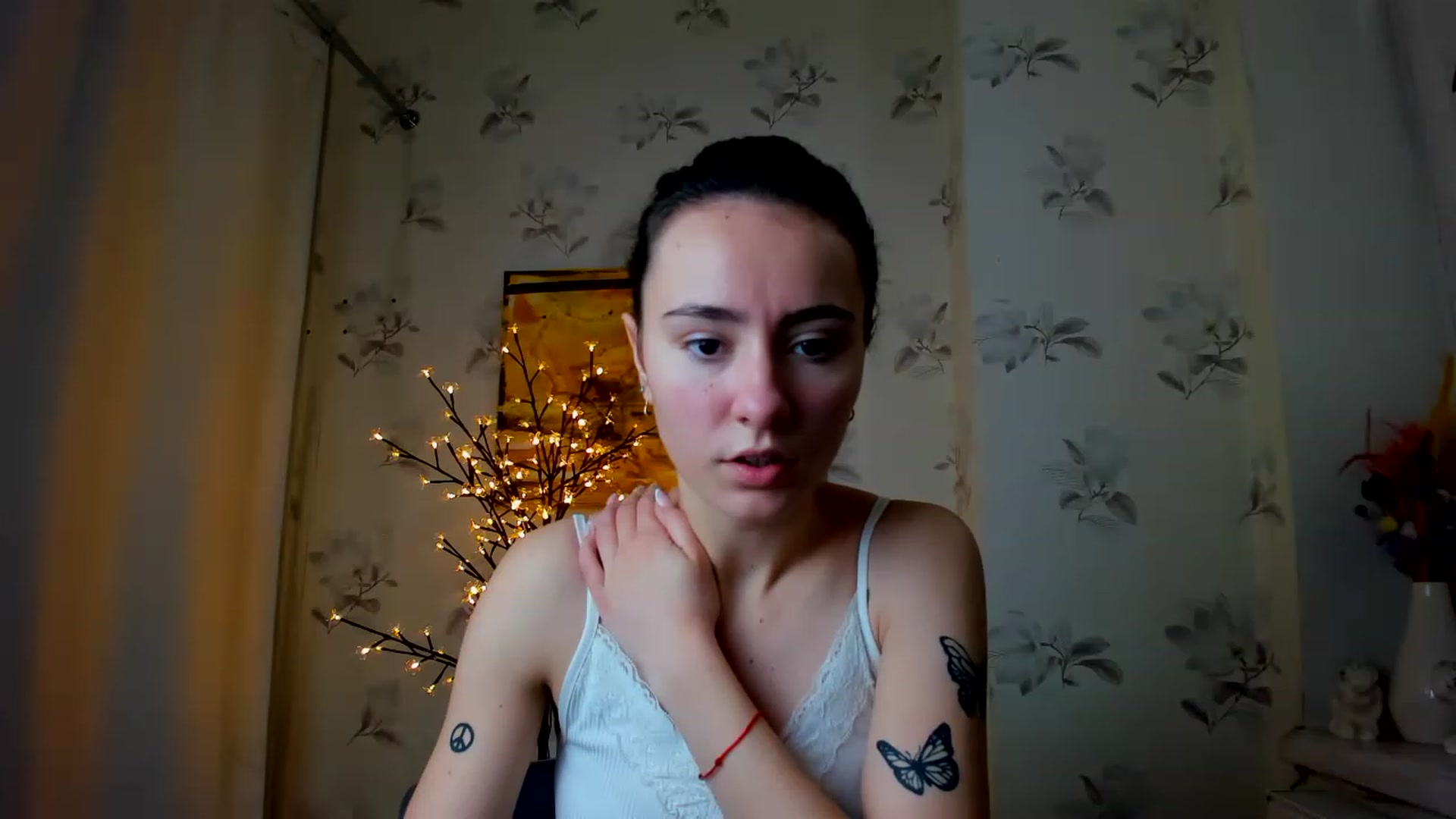 Gallery image thumbnail from LinaBill's myfreecams stream on, 12/27/2022, 09:43 image 20 of 20