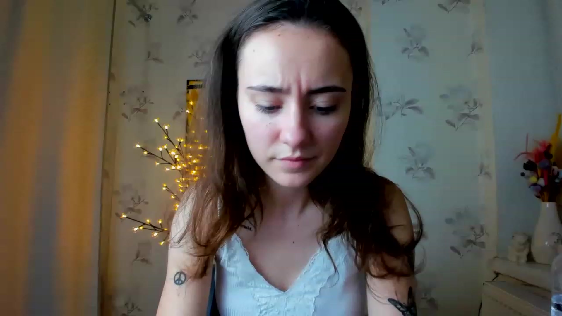Gallery image thumbnail from LinaBill's myfreecams stream on, 12/27/2022, 13:08 image 6 of 20