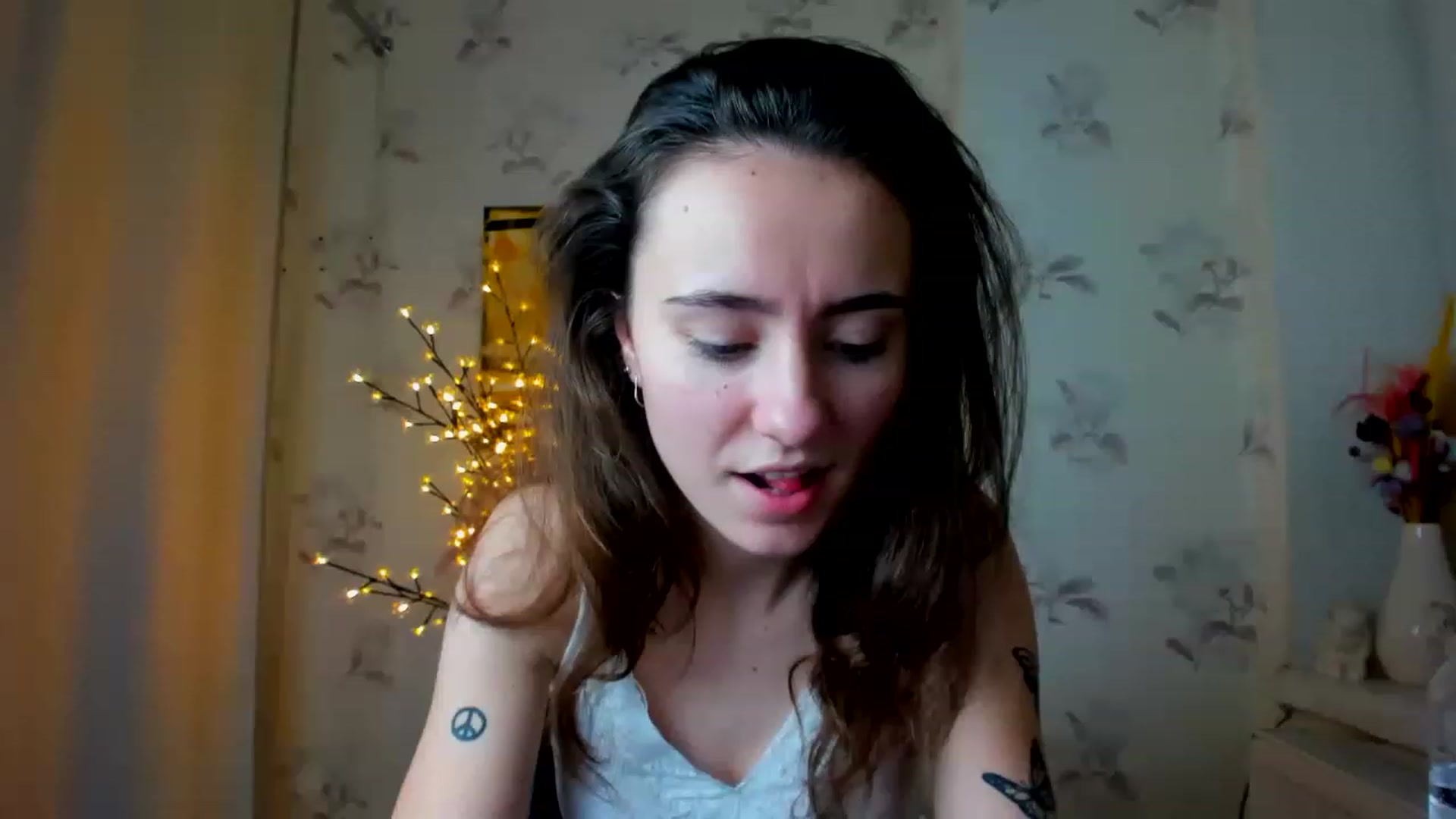 Gallery image thumbnail from LinaBill's myfreecams stream on, 12/27/2022, 13:08 image 7 of 20