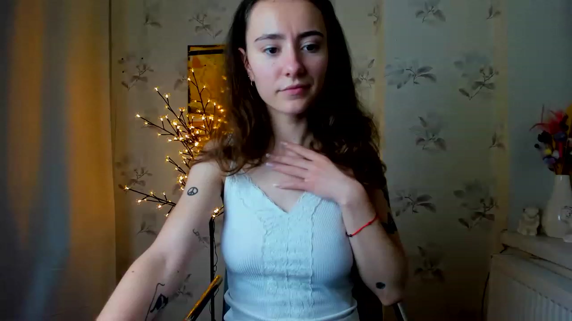 Gallery image thumbnail from LinaBill's myfreecams stream on, 12/27/2022, 13:08 image 20 of 20