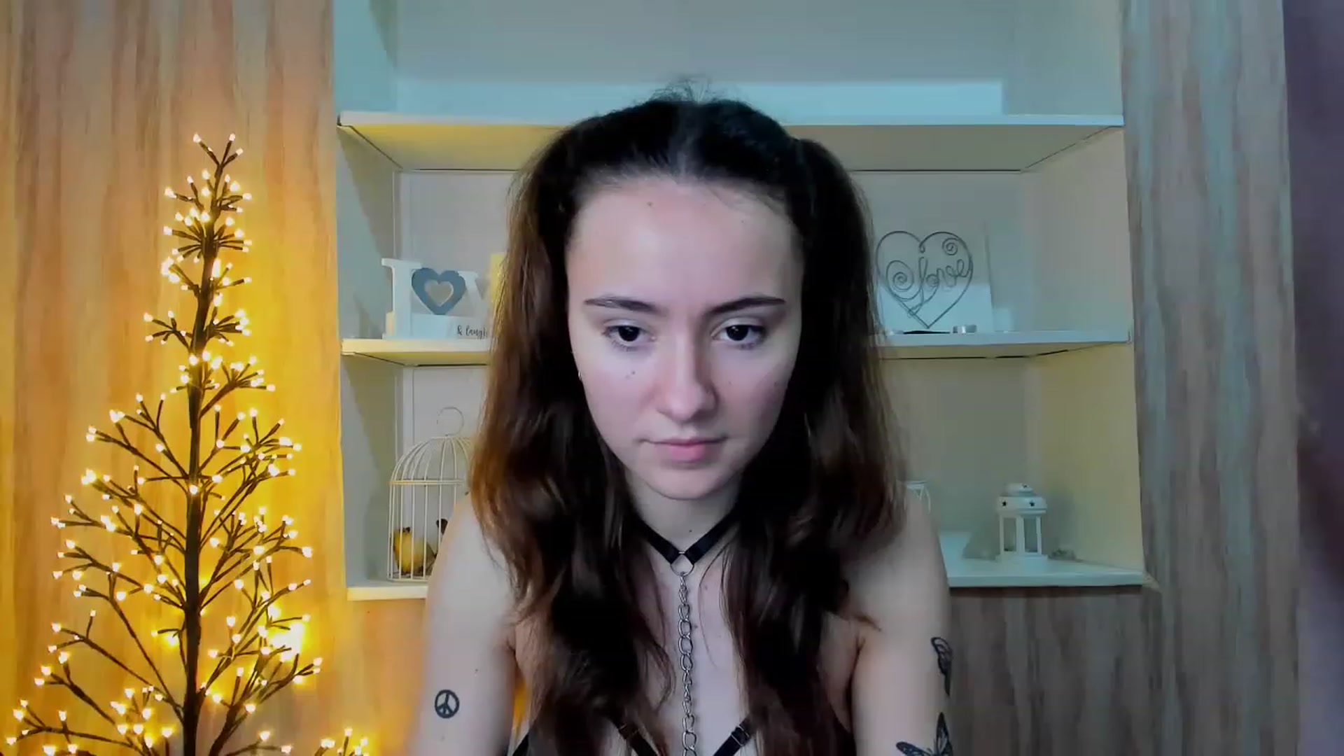 Gallery image thumbnail from LinaBill's myfreecams stream on, 12/30/2022, 15:08 image 13 of 20