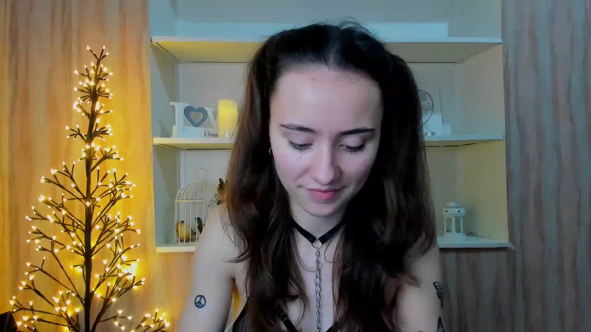Gallery image thumbnail from LinaBill's myfreecams stream on, 12/30/2022, 18:06 image 17 of 20