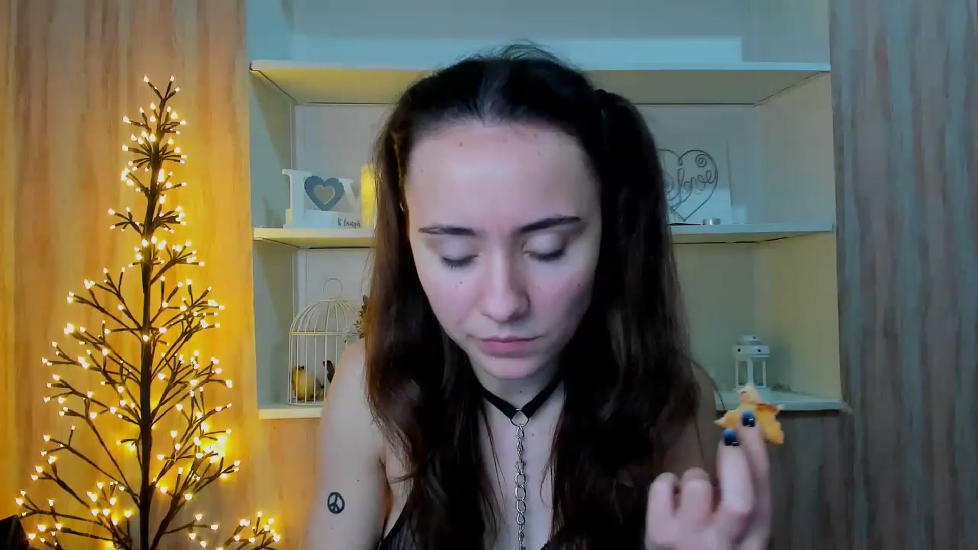 Gallery image thumbnail from LinaBill's myfreecams stream on, 12/30/2022, 18:06 image 14 of 20
