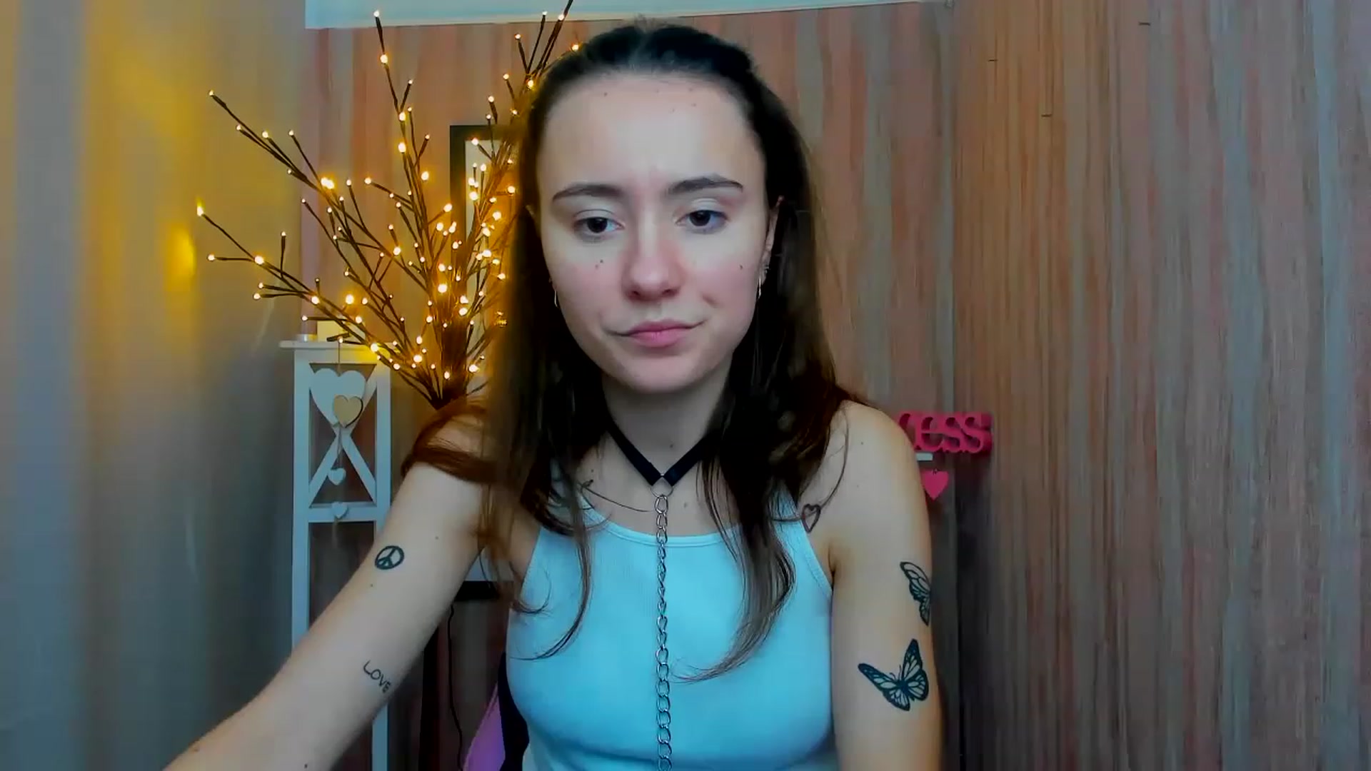 Gallery image thumbnail from LinaBill's myfreecams stream on, 01/04/2023, 11:22 image 4 of 20