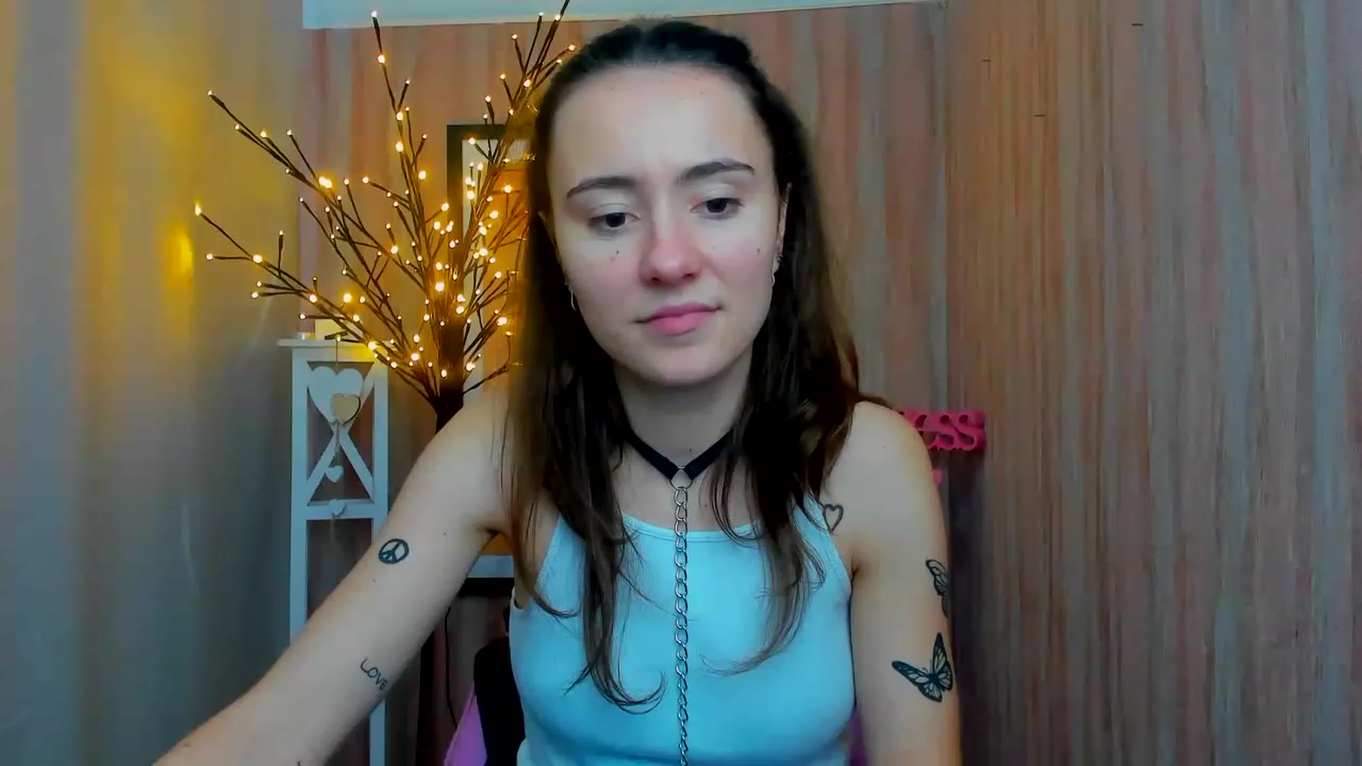 Gallery image thumbnail from LinaBill's myfreecams stream on, 01/04/2023, 11:22 image 19 of 20