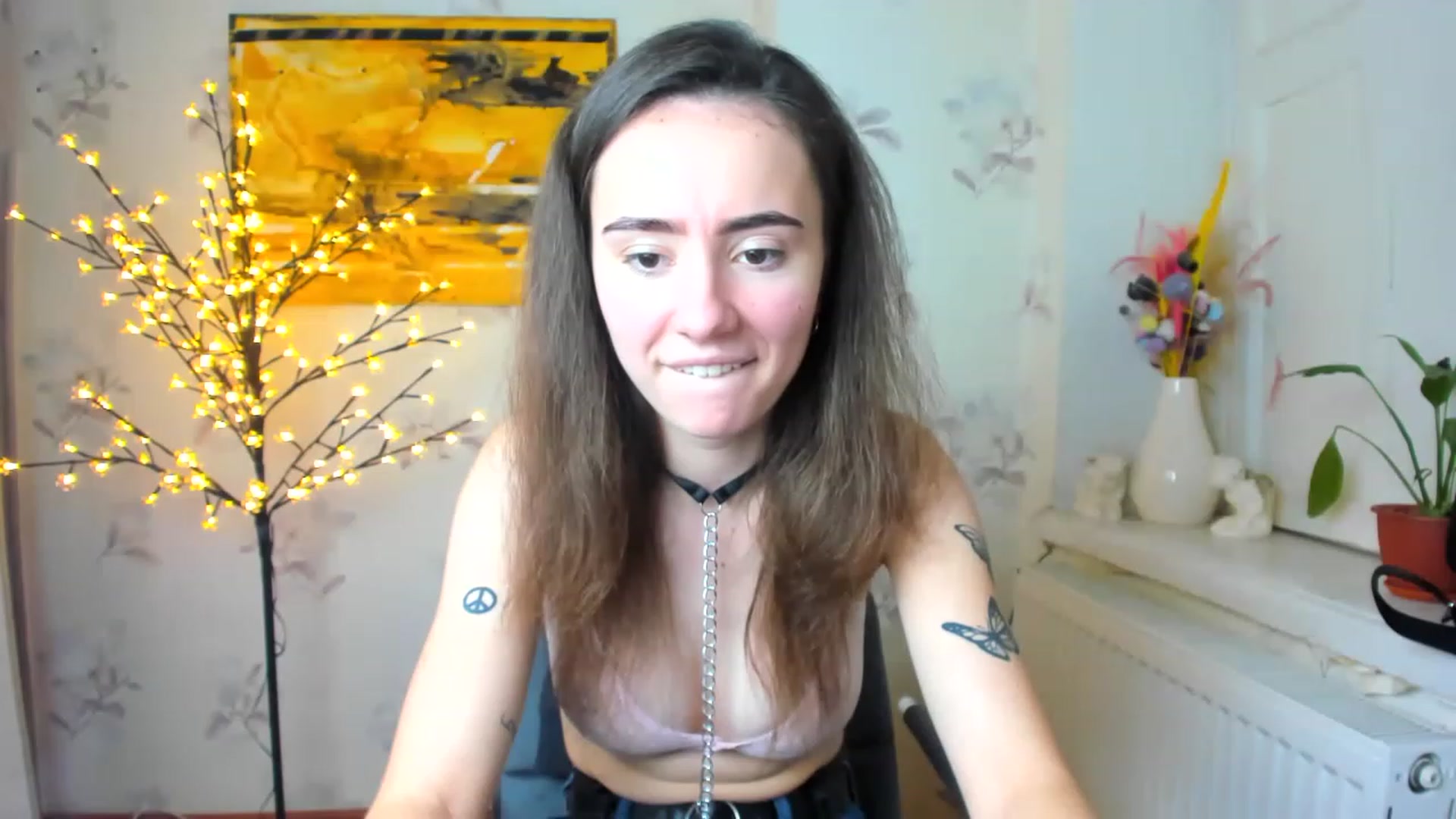 Gallery image thumbnail from LinaBill's myfreecams stream on, 01/05/2023, 10:25 image 14 of 20