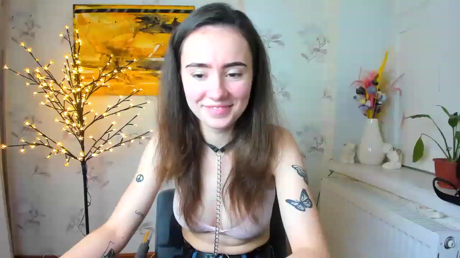 Gallery image thumbnail from LinaBill's myfreecams stream on, 01/05/2023, 10:25 image 1 of 20