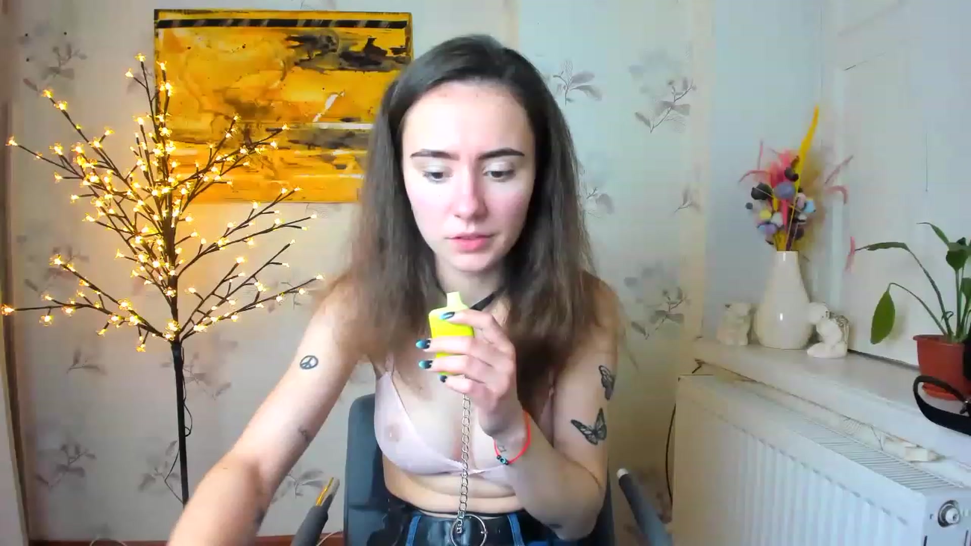 Gallery image thumbnail from LinaBill's myfreecams stream on, 01/05/2023, 10:25 image 6 of 20