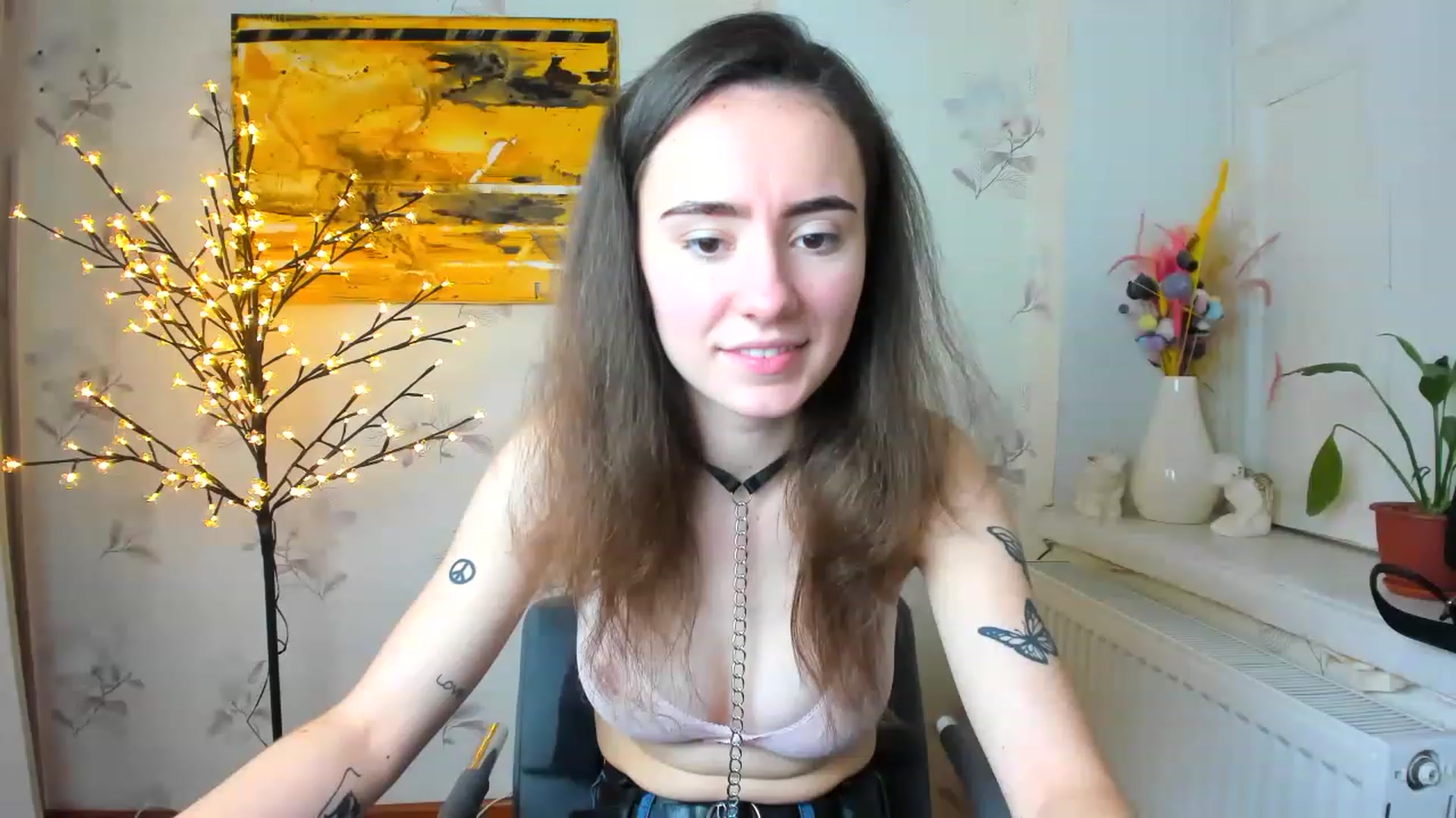 Gallery image thumbnail from LinaBill's myfreecams stream on, 01/05/2023, 10:25 image 20 of 20