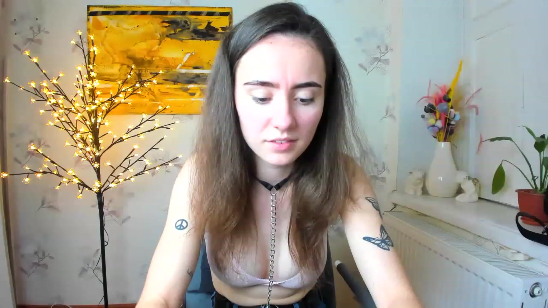 Gallery image thumbnail from LinaBill's myfreecams stream on, 01/05/2023, 10:25 image 19 of 20