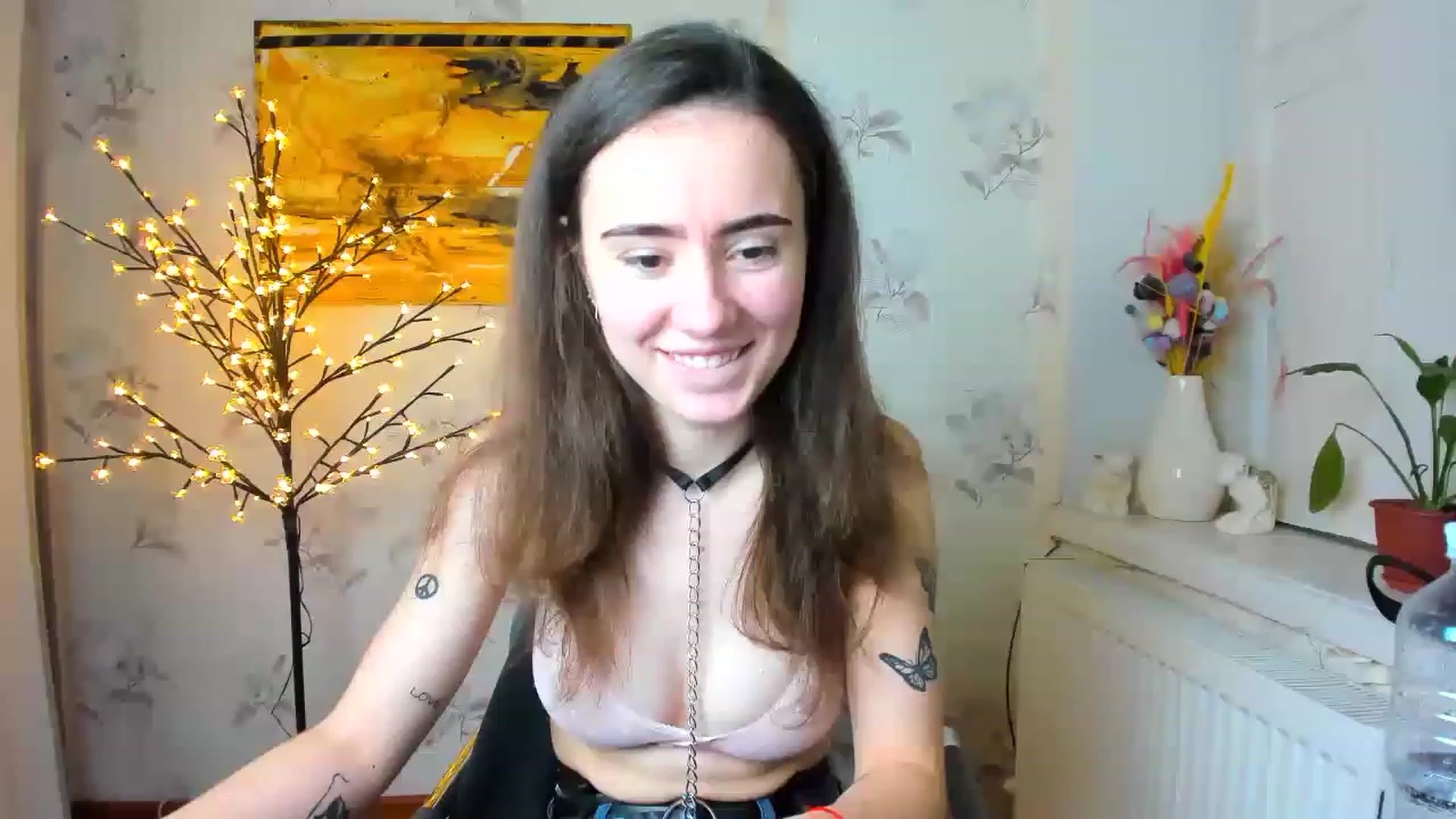 Gallery image thumbnail from LinaBill's myfreecams stream on, 01/05/2023, 13:09 image 6 of 20