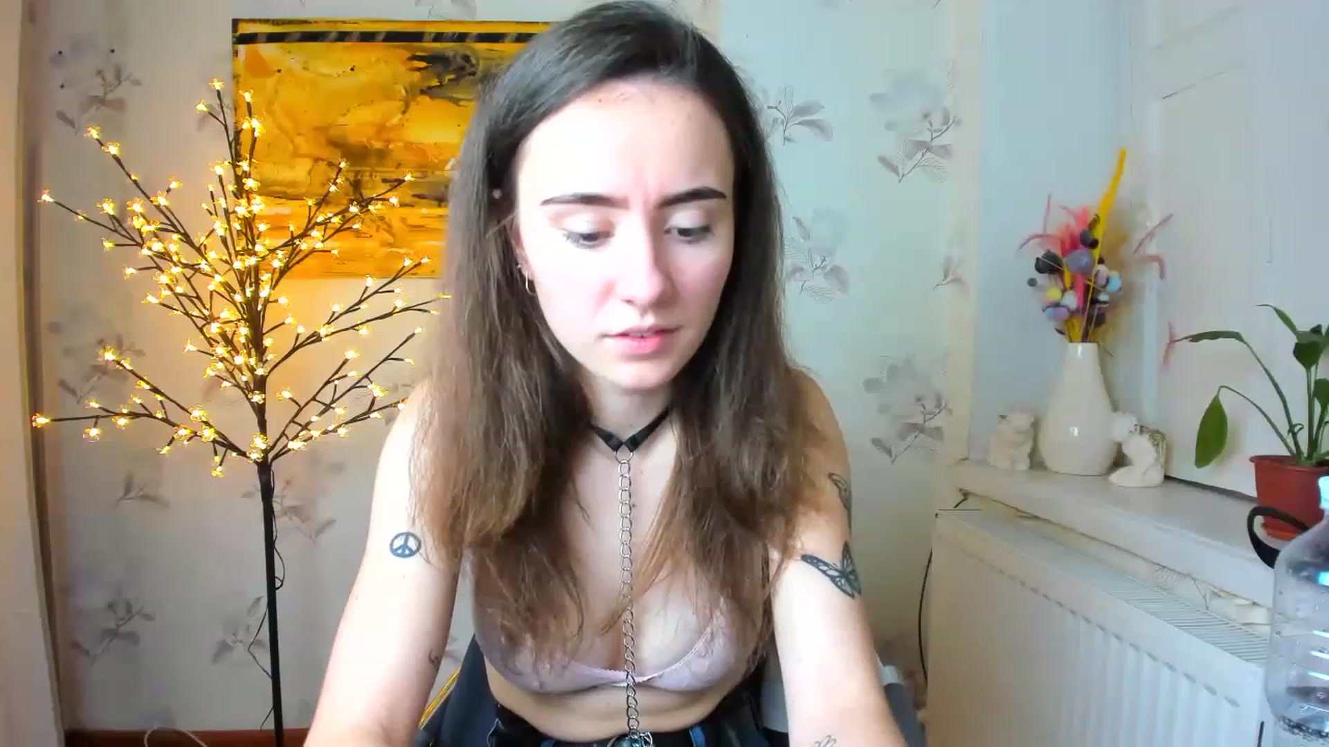 Gallery image thumbnail from LinaBill's myfreecams stream on, 01/05/2023, 13:09 image 7 of 20