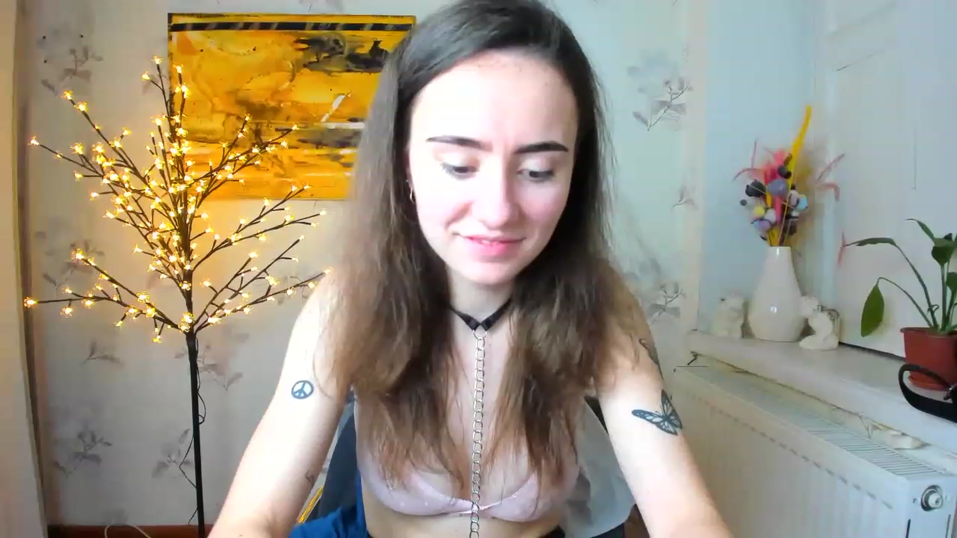 Gallery image thumbnail from LinaBill's myfreecams stream on, 01/05/2023, 13:09 image 17 of 20