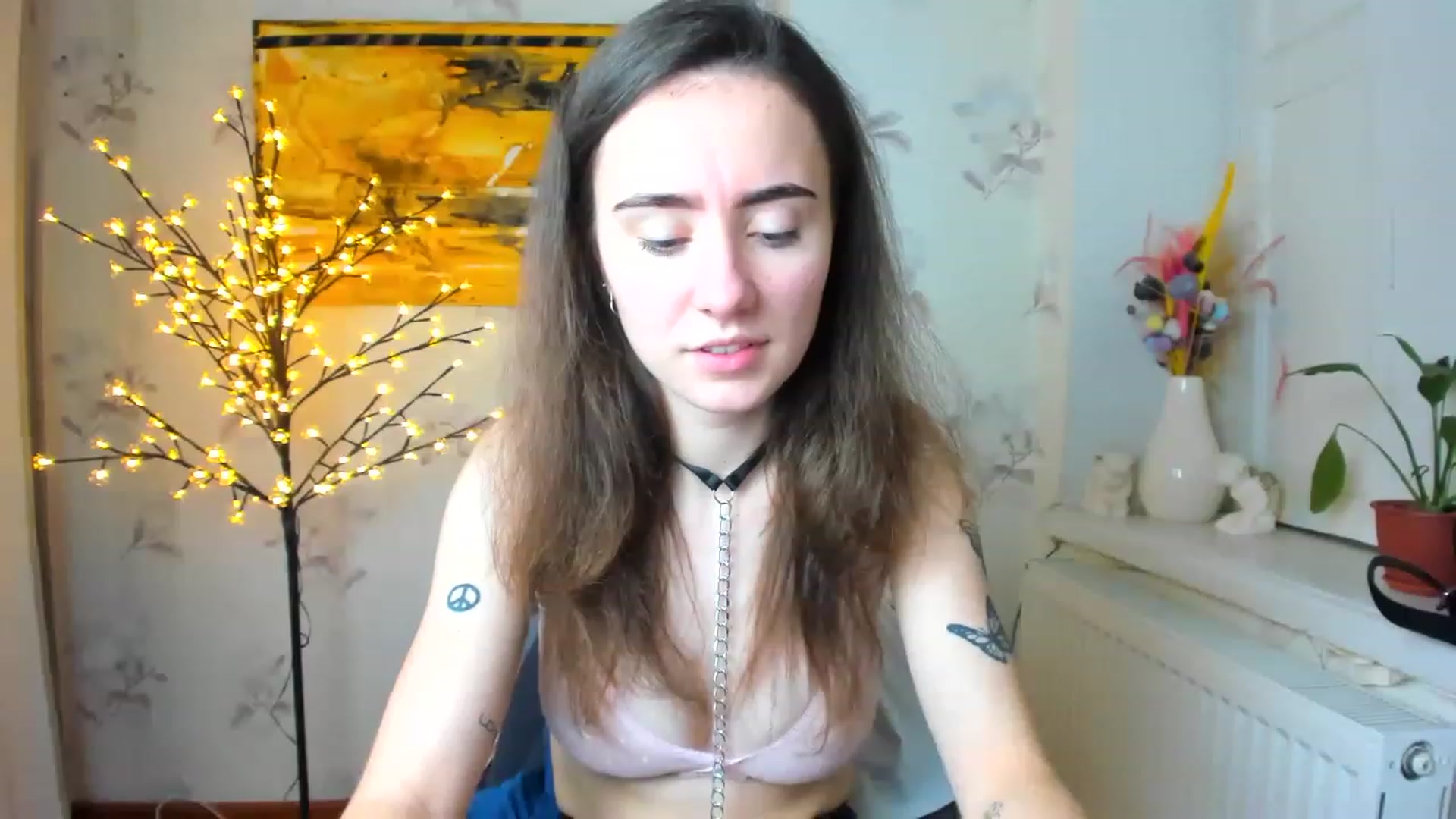 Gallery image thumbnail from LinaBill's myfreecams stream on, 01/05/2023, 13:09 image 15 of 20