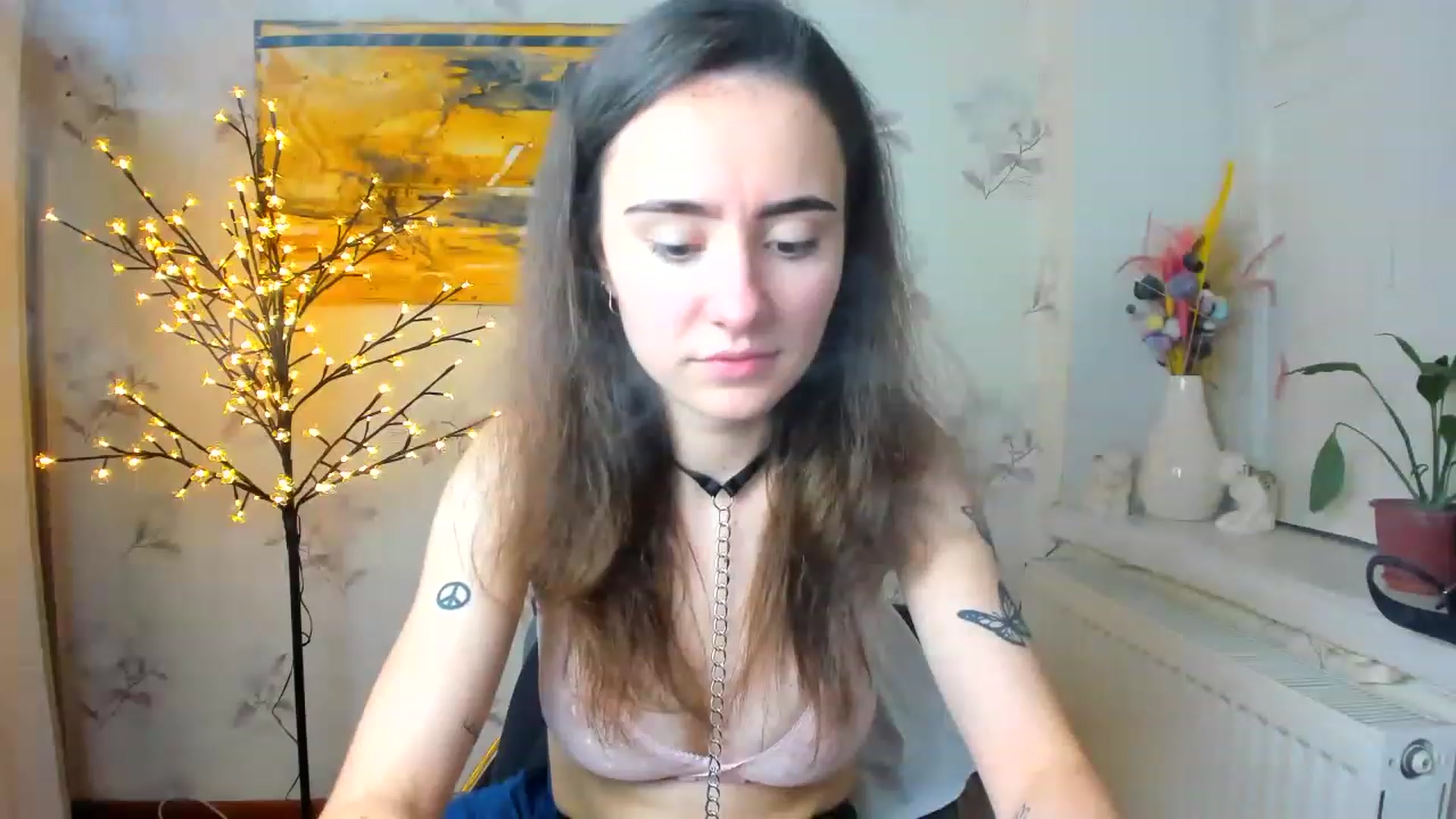 Gallery image thumbnail from LinaBill's myfreecams stream on, 01/05/2023, 13:09 image 16 of 20