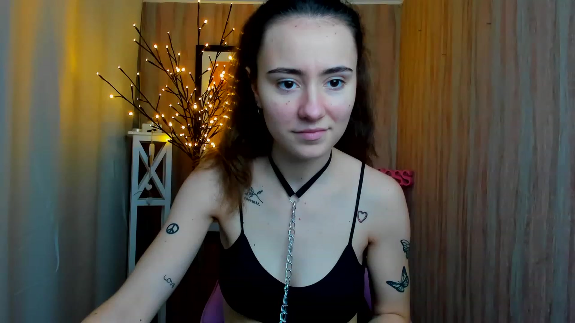 Gallery image thumbnail from LinaBill's myfreecams stream on, 01/08/2023, 16:22 image 15 of 20