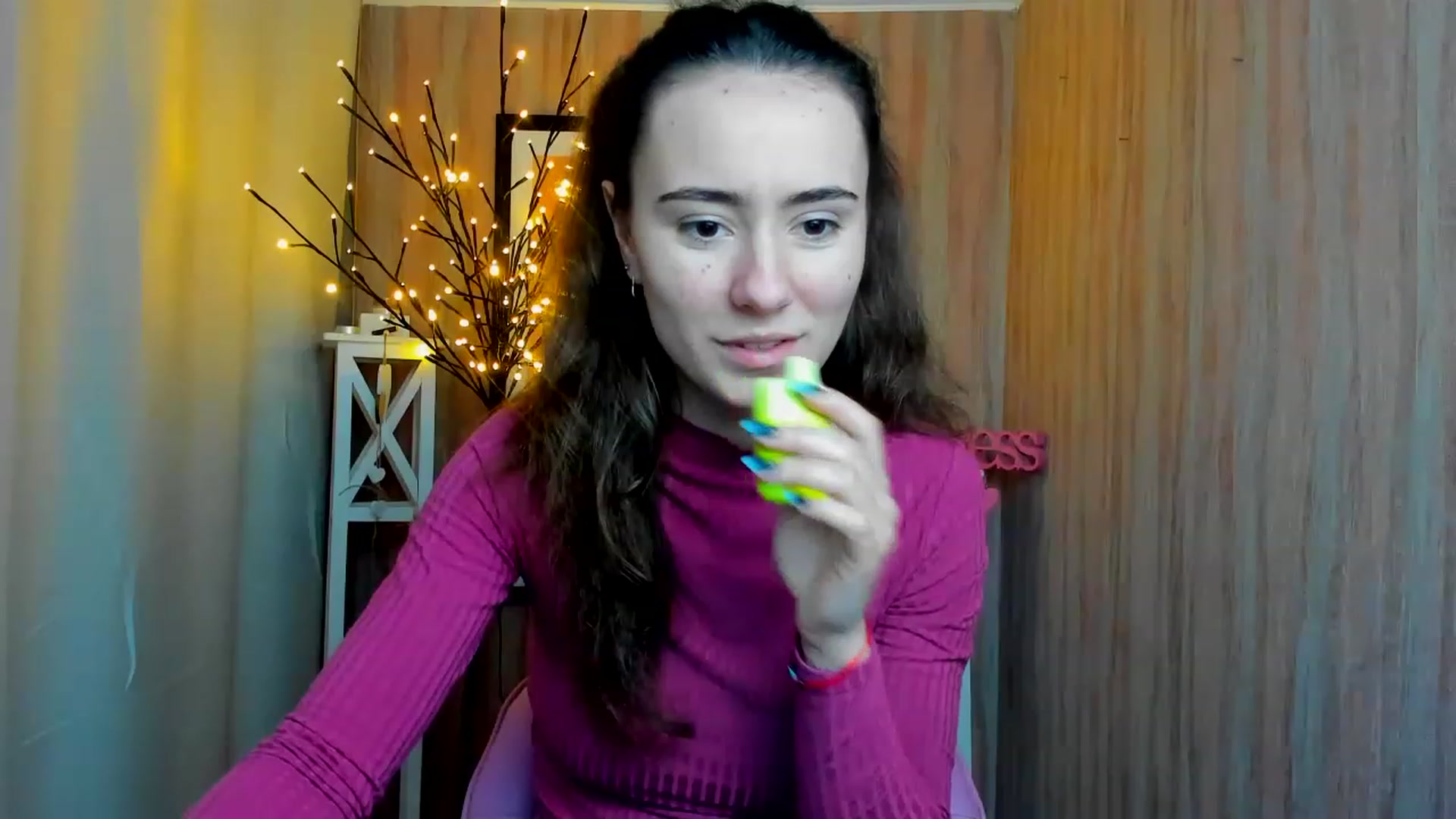 Gallery image thumbnail from LinaBill's myfreecams stream on, 01/08/2023, 16:22 image 7 of 20