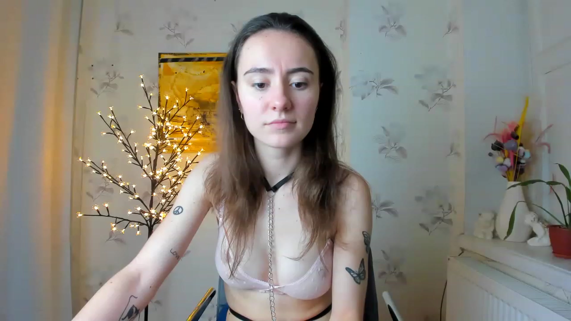 Gallery image thumbnail from LinaBill's myfreecams stream on, 01/15/2023, 12:31 image 8 of 20