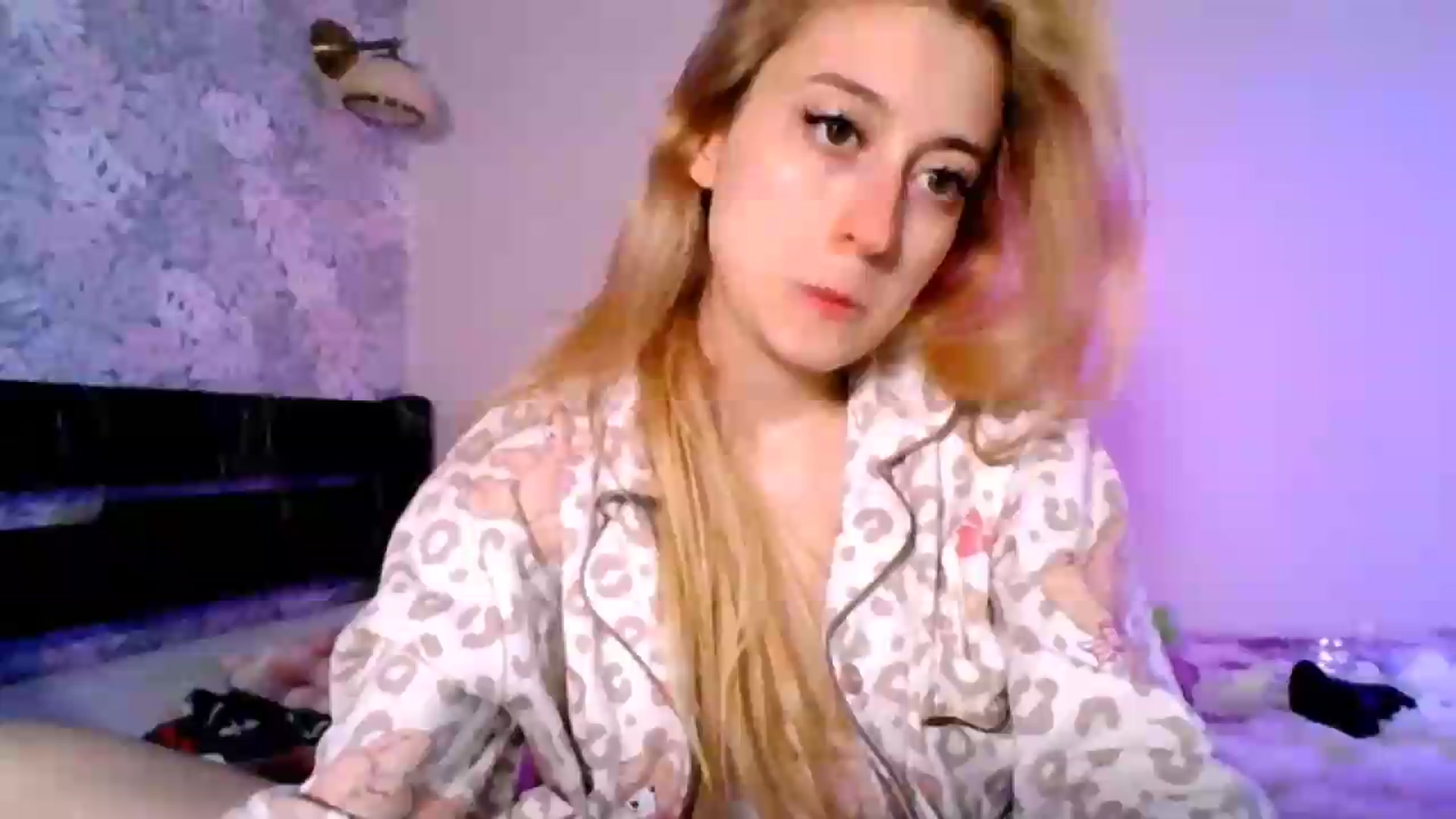 Gallery image thumbnail from LinaHot_'s myfreecams stream on, 09/19/2026, 10:03 image 20 of 20